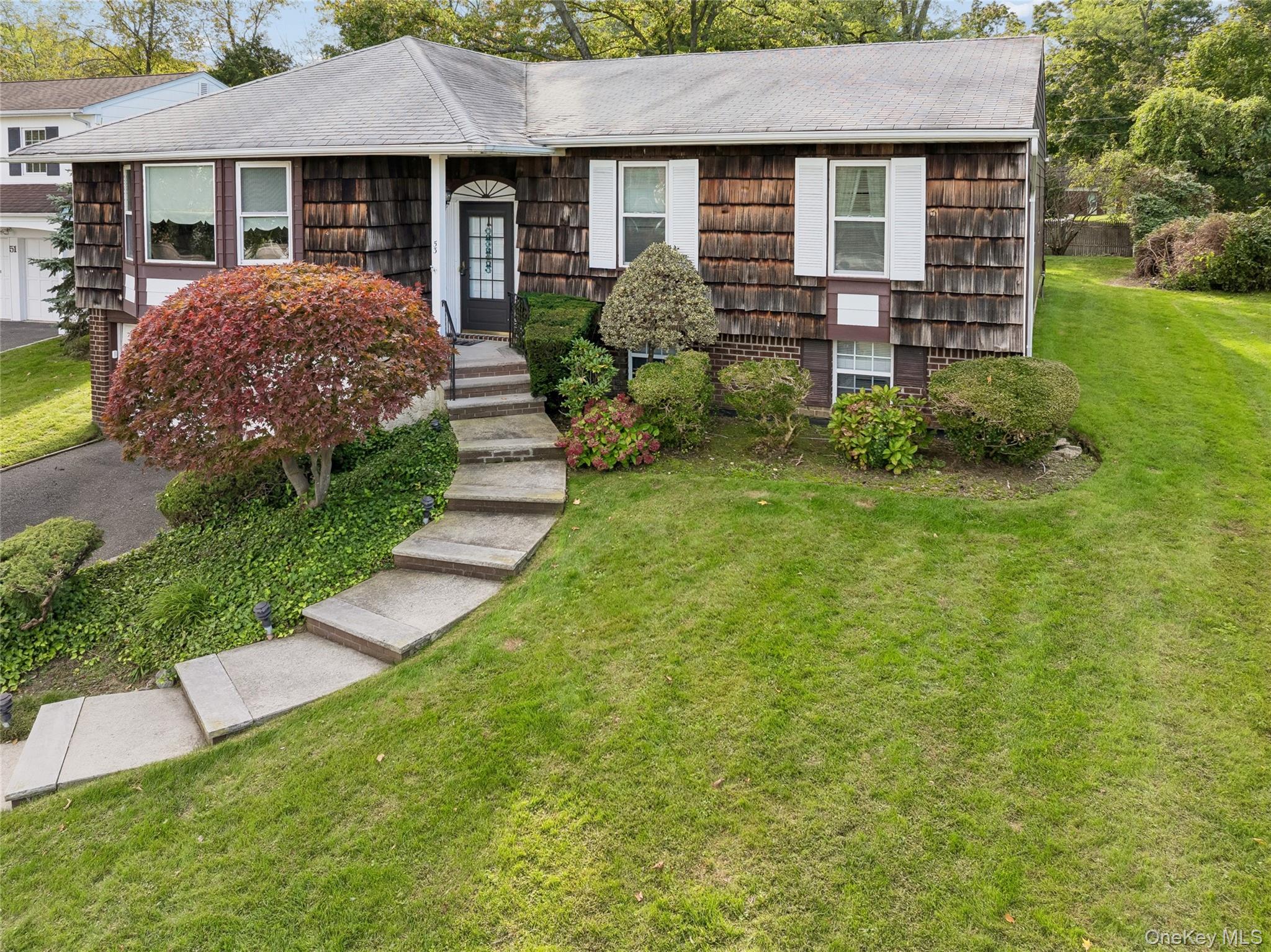 53 Carriage Road — photo 3