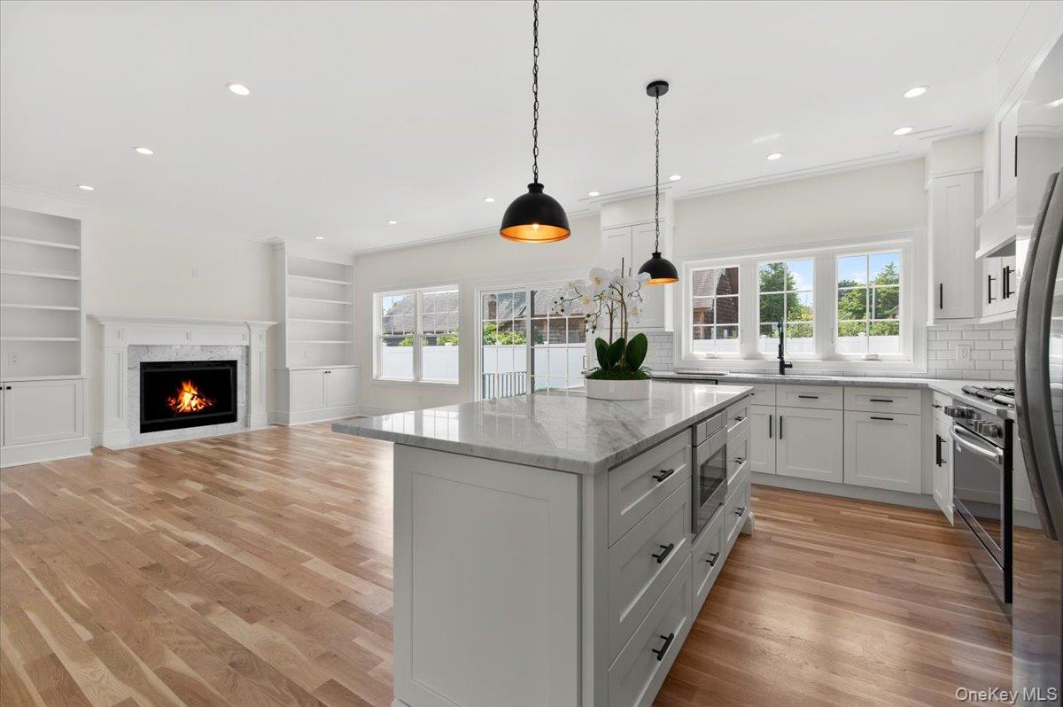 51 Willis Avenue — photo 14