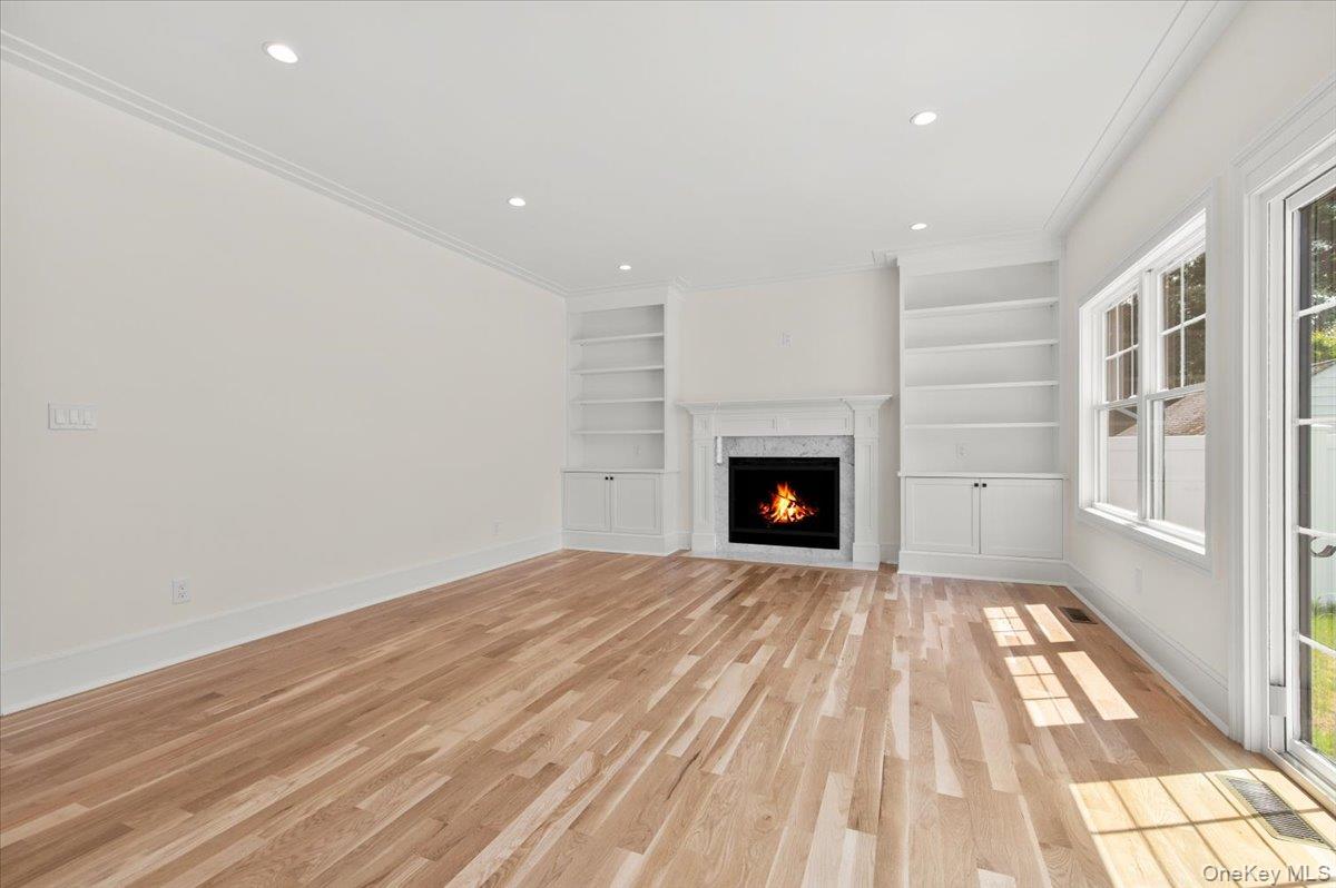 51 Willis Avenue — photo 19