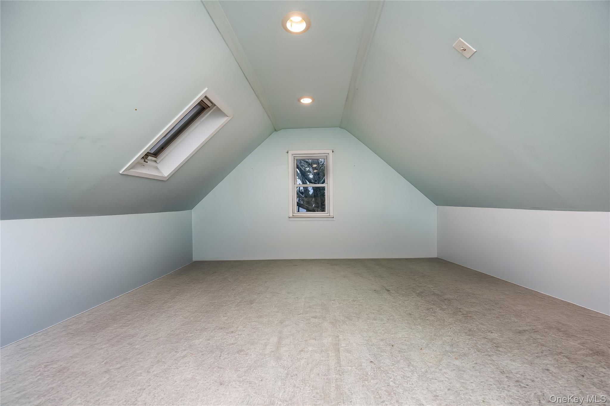 10 York Place — photo 18