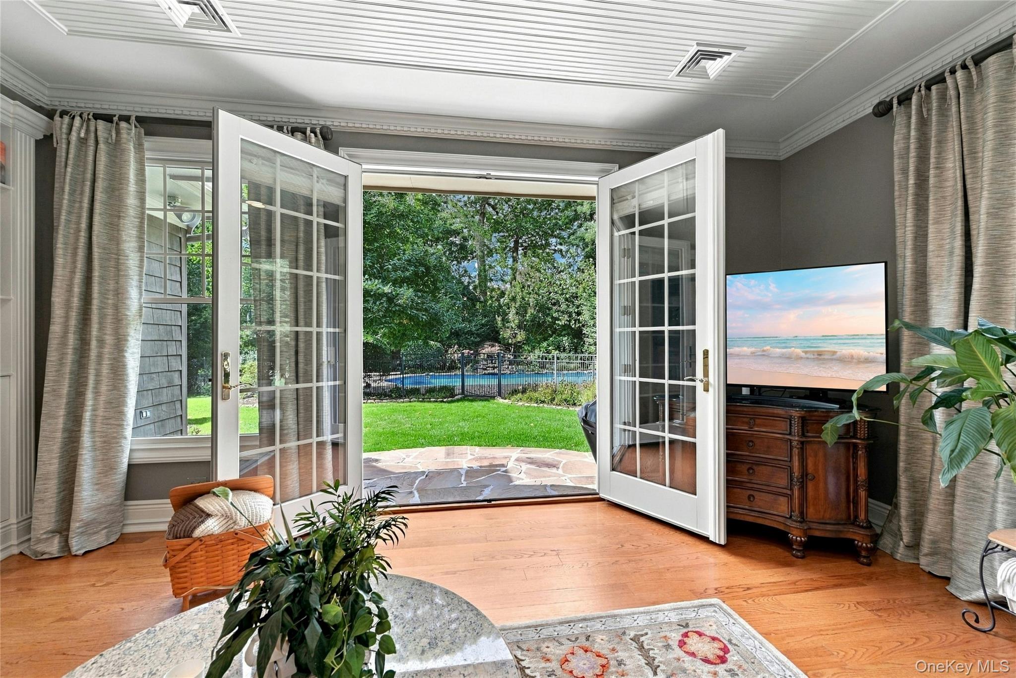 5 Hillsview Road — photo 16