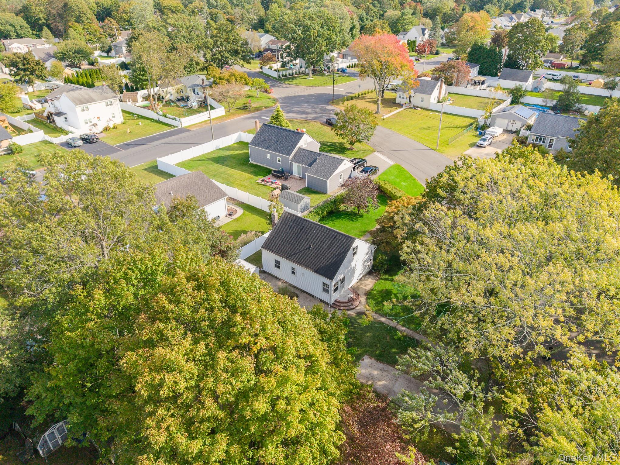 411 Howells Road — photo 36