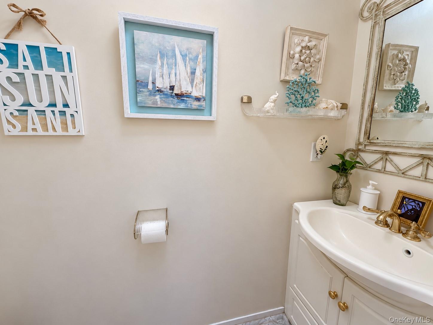 26 Whalers Cove — photo 13