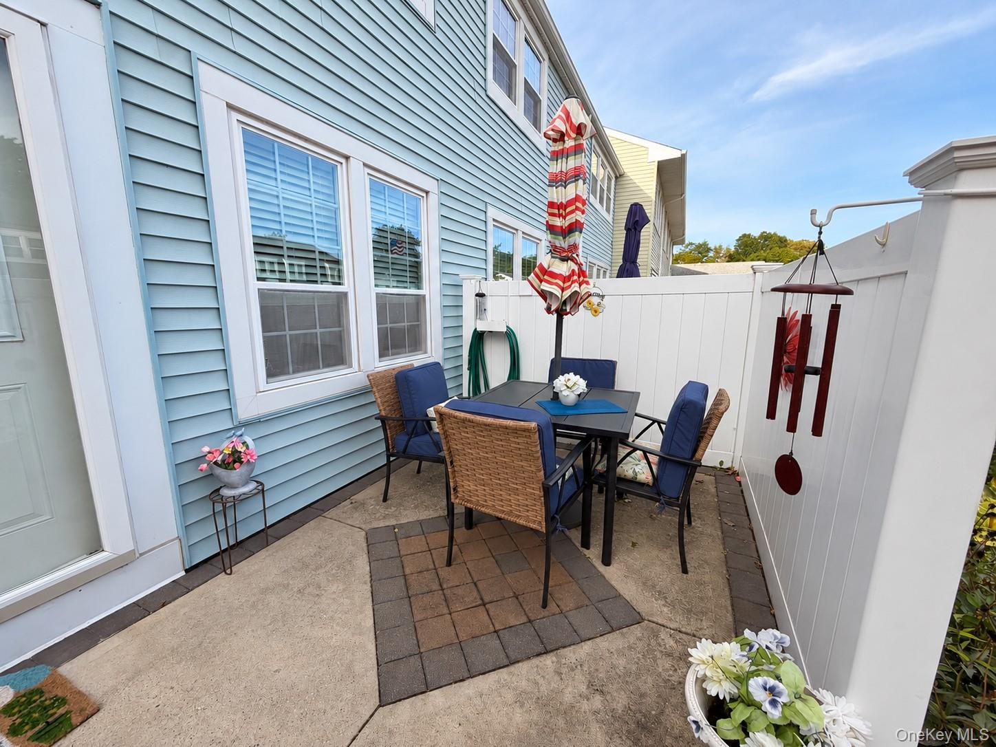 26 Whalers Cove — photo 3