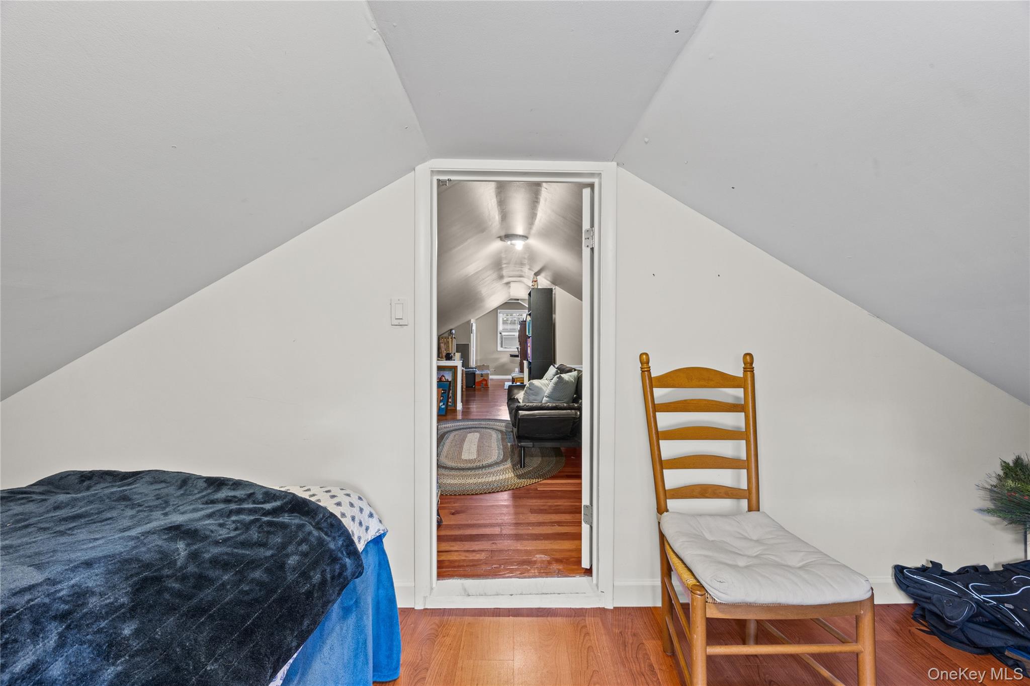43 Astor Avenue — photo 25