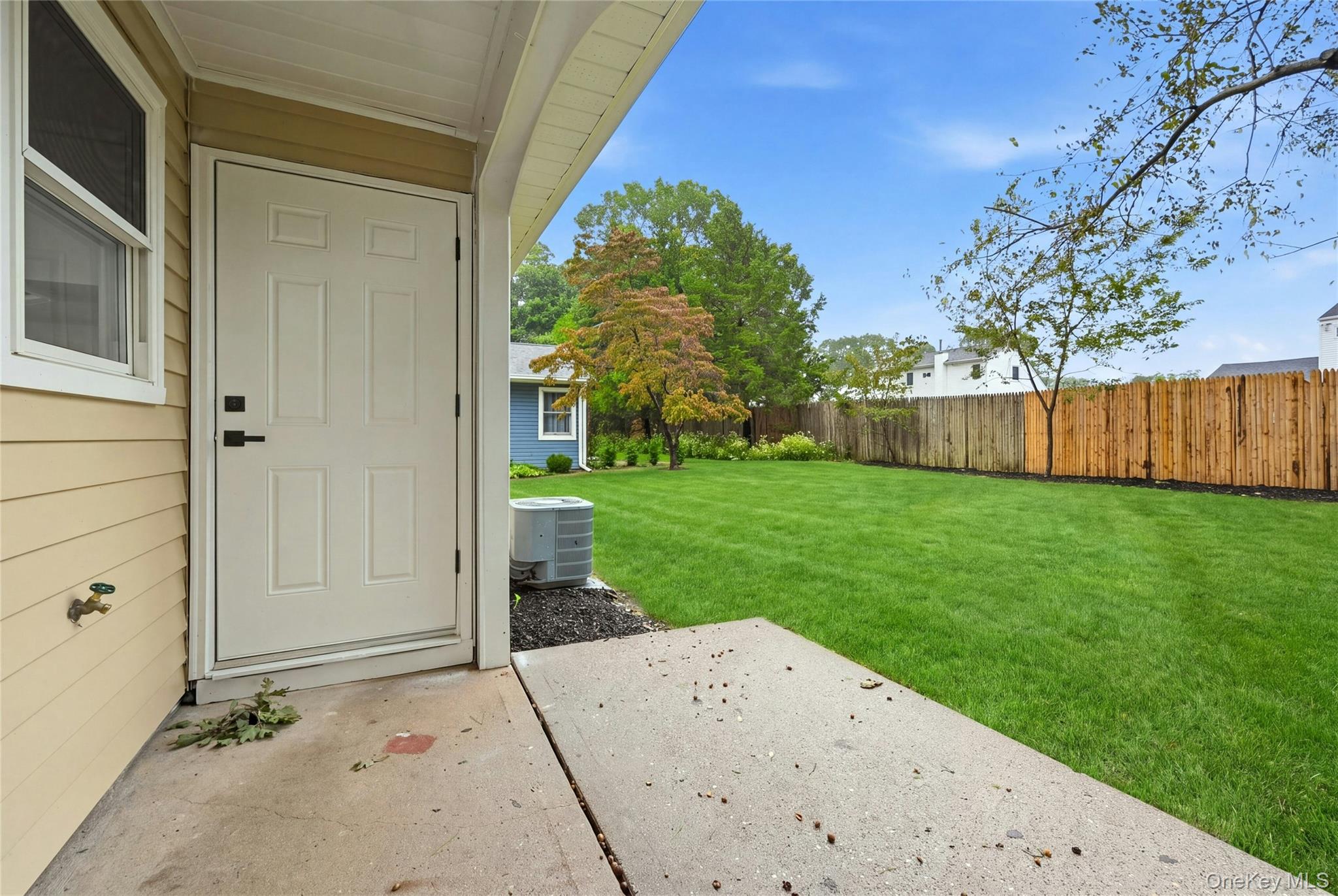 257 Edinburgh Drive — photo 30