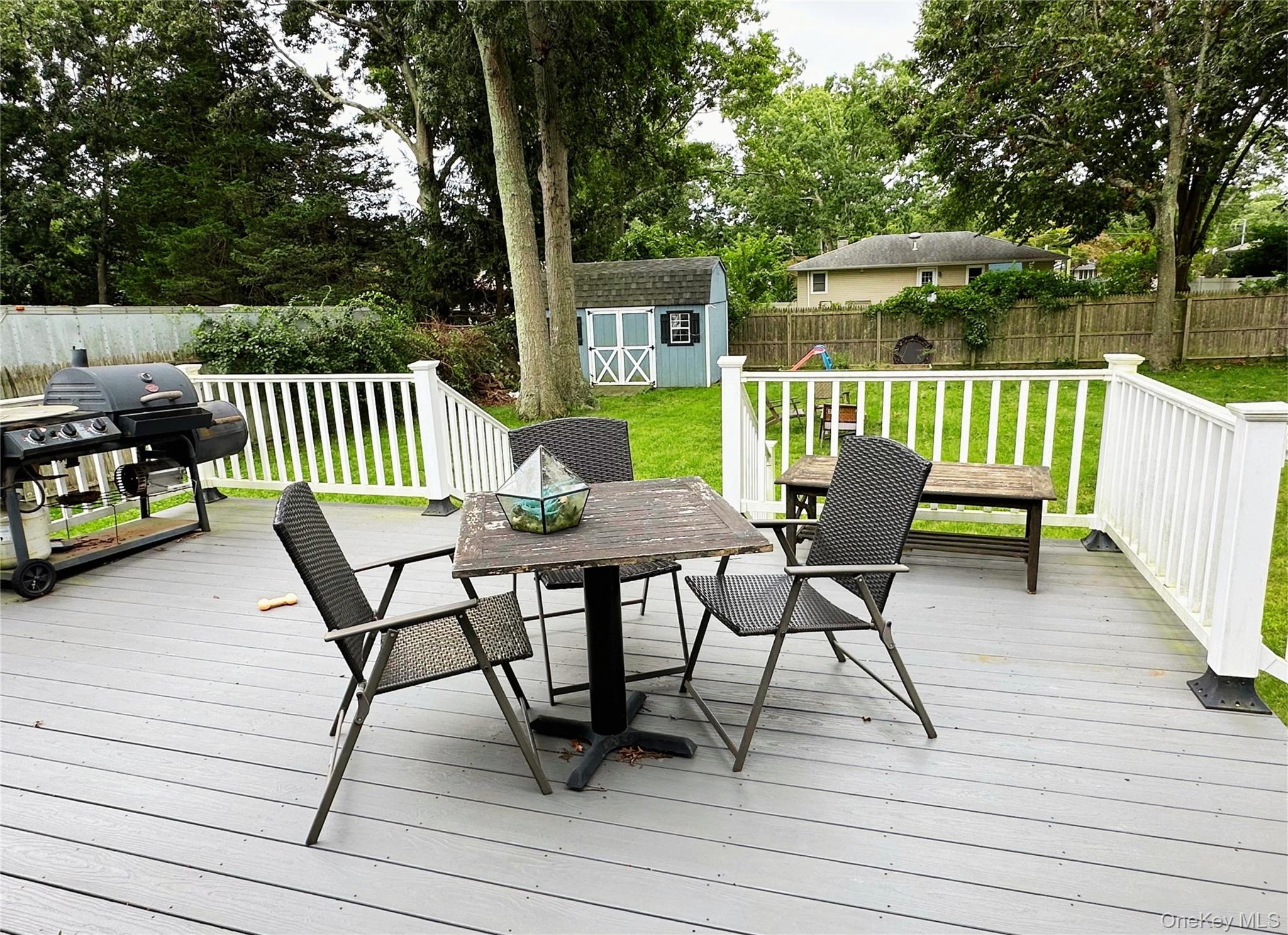 44 Floradora Drive — photo 22