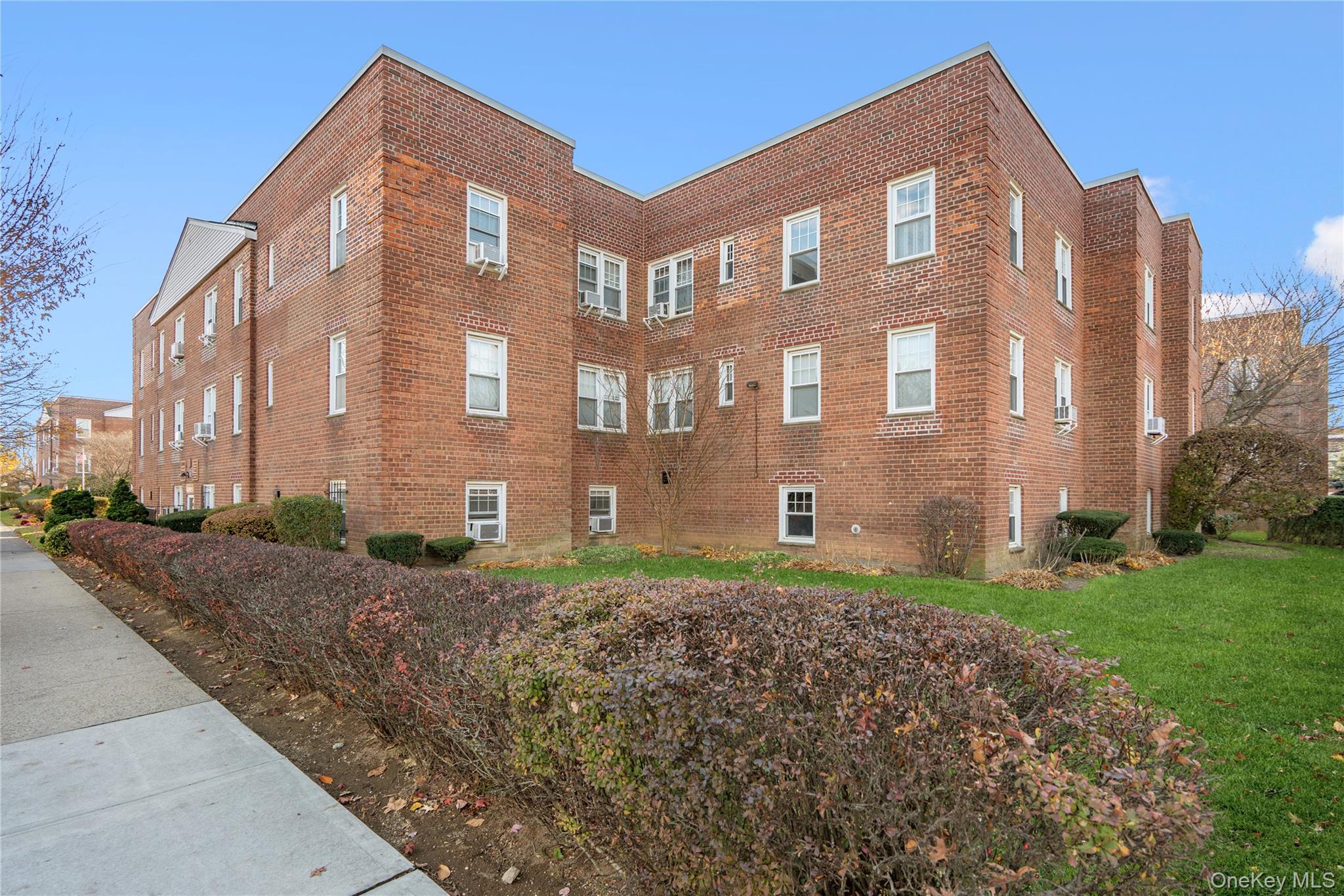 200 Village Avenue #100 — photo 2