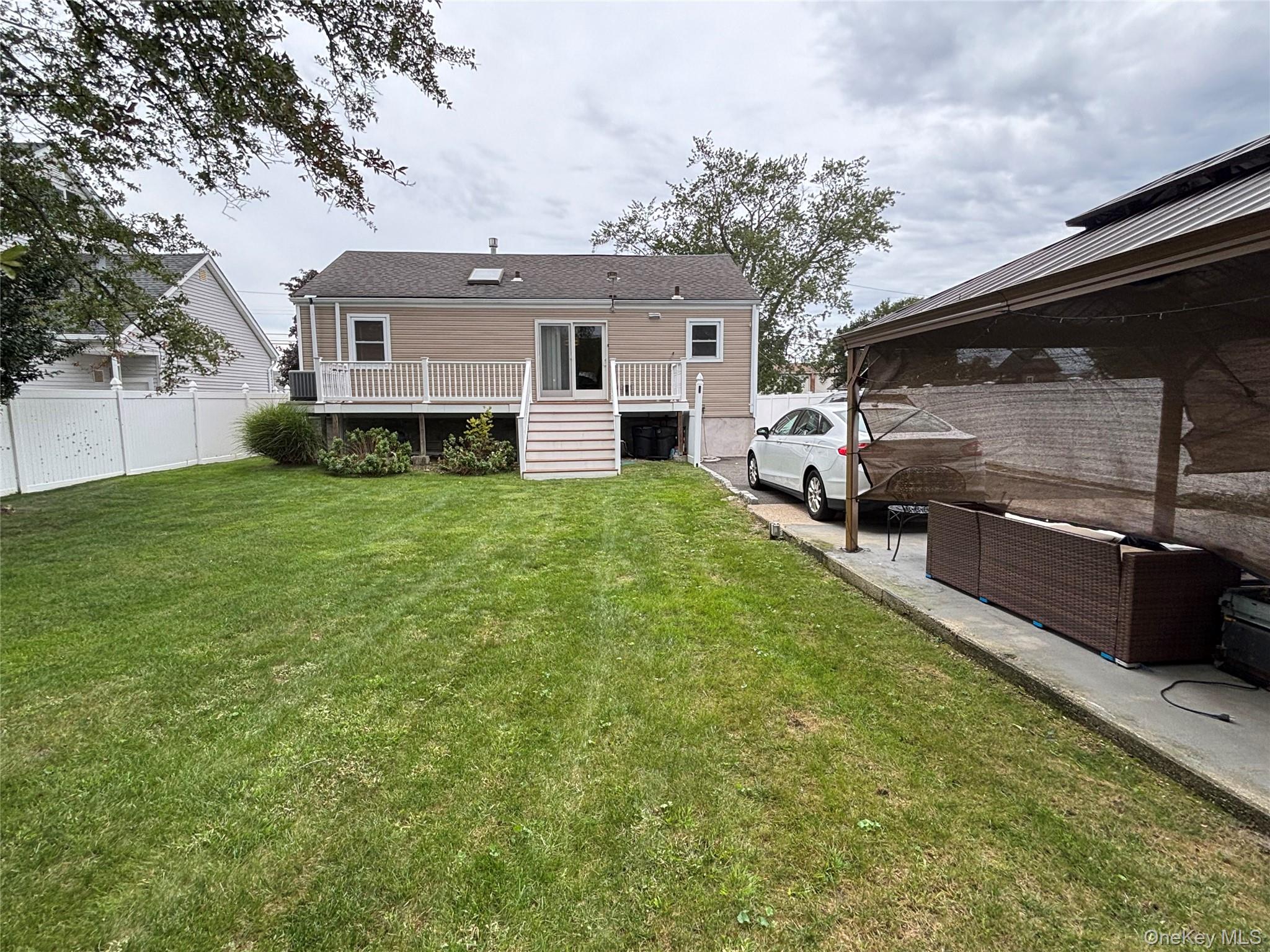120 Lincoln Place — photo 3