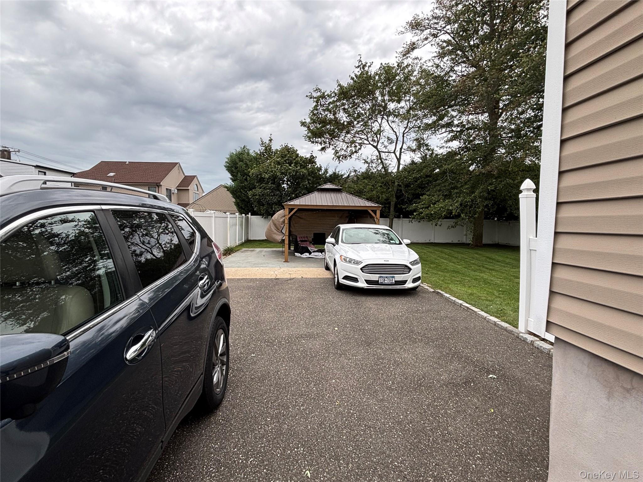 120 Lincoln Place — photo 8