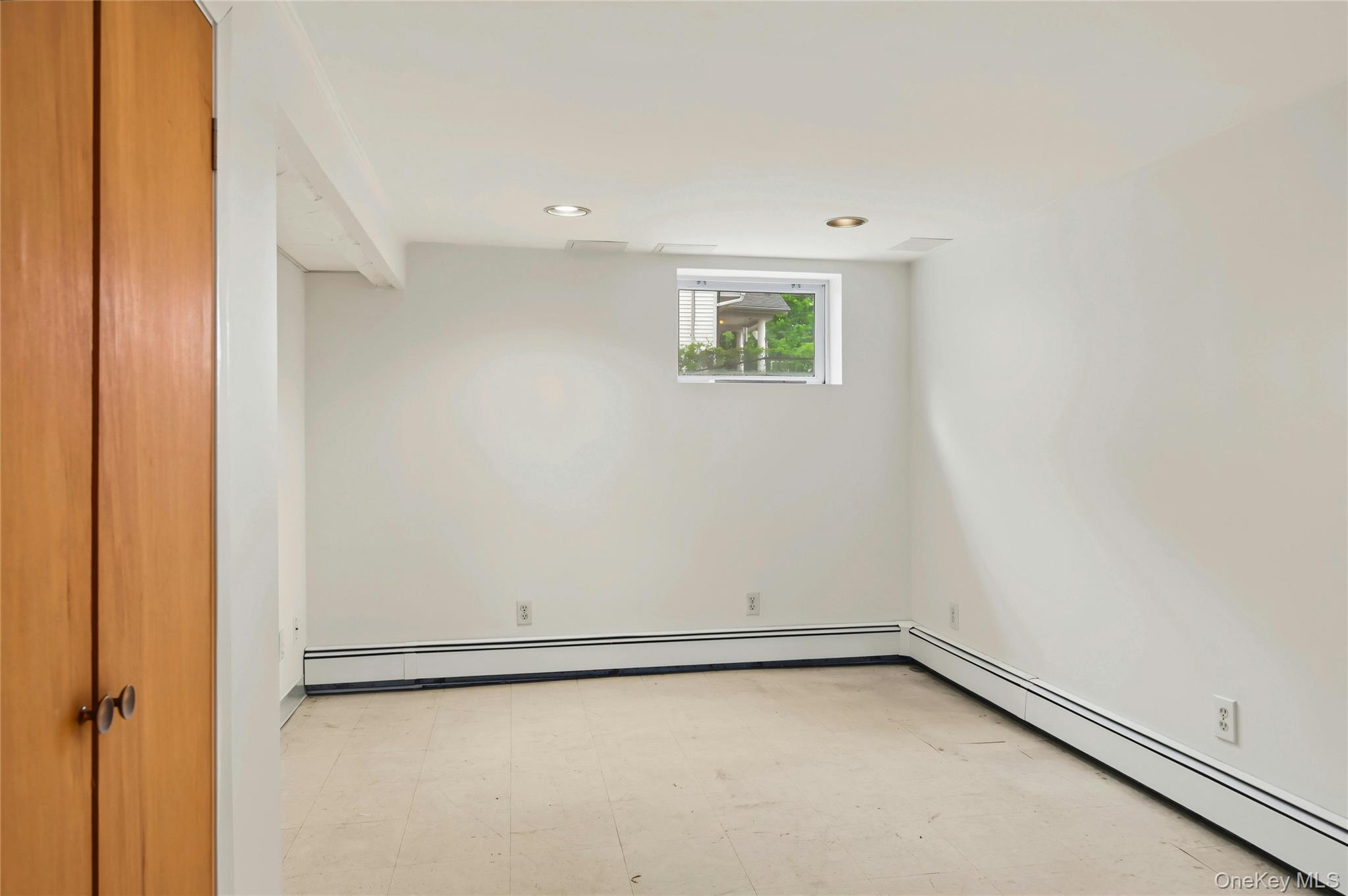 930 Tooker Avenue — photo 19