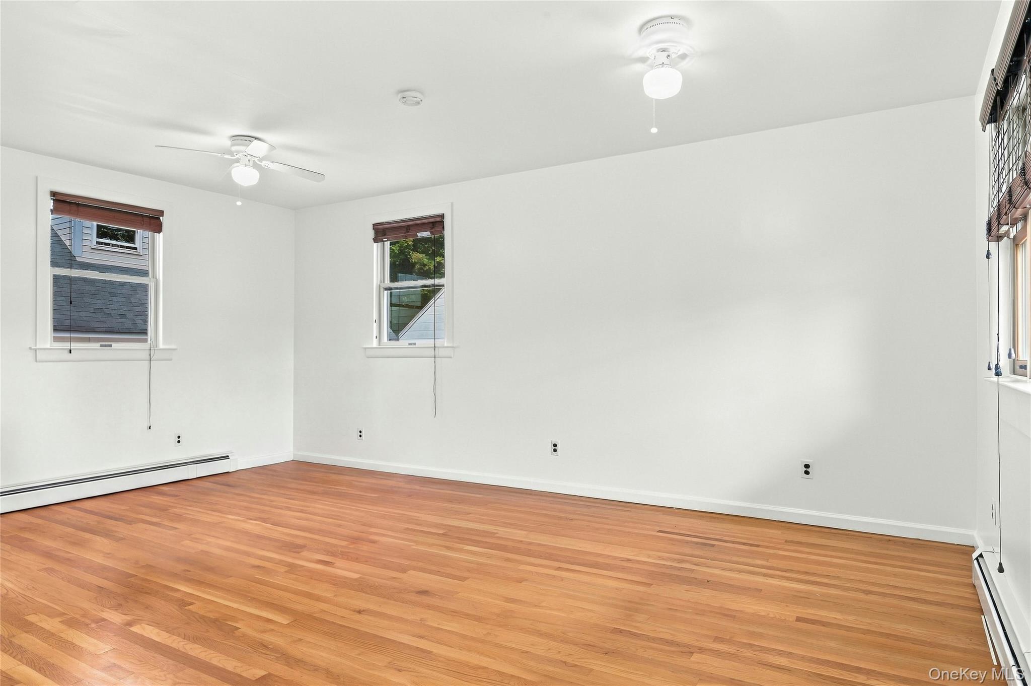 930 Tooker Avenue — photo 8