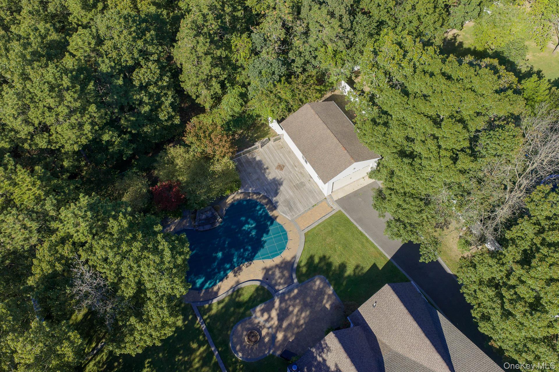 37 Woodside Avenue — photo 43