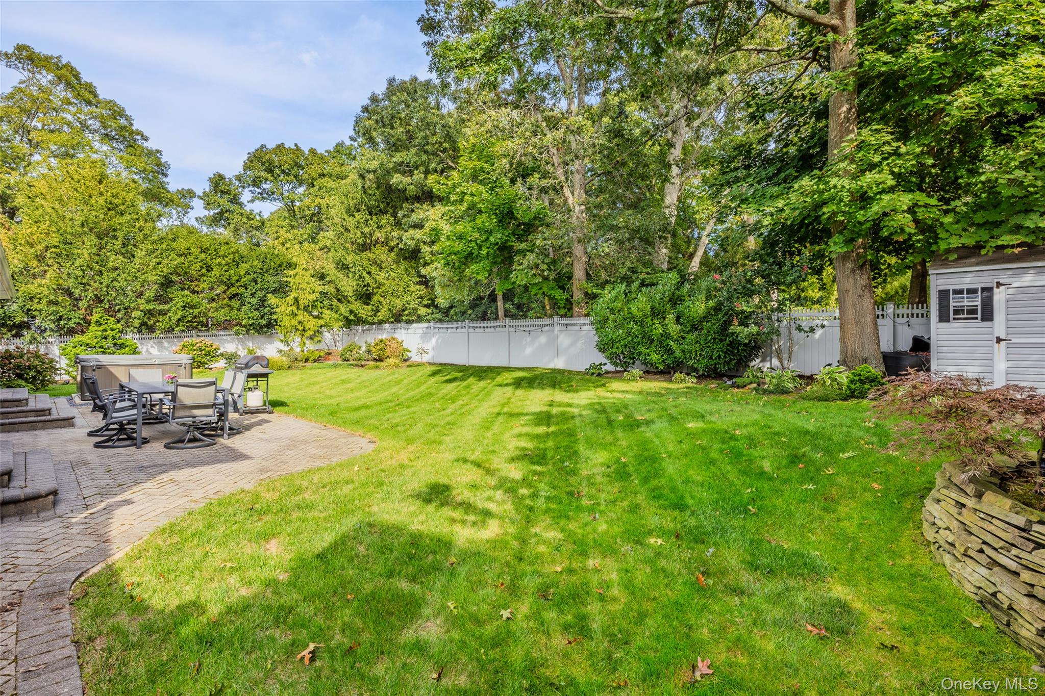51 Beachfern Road — photo 4