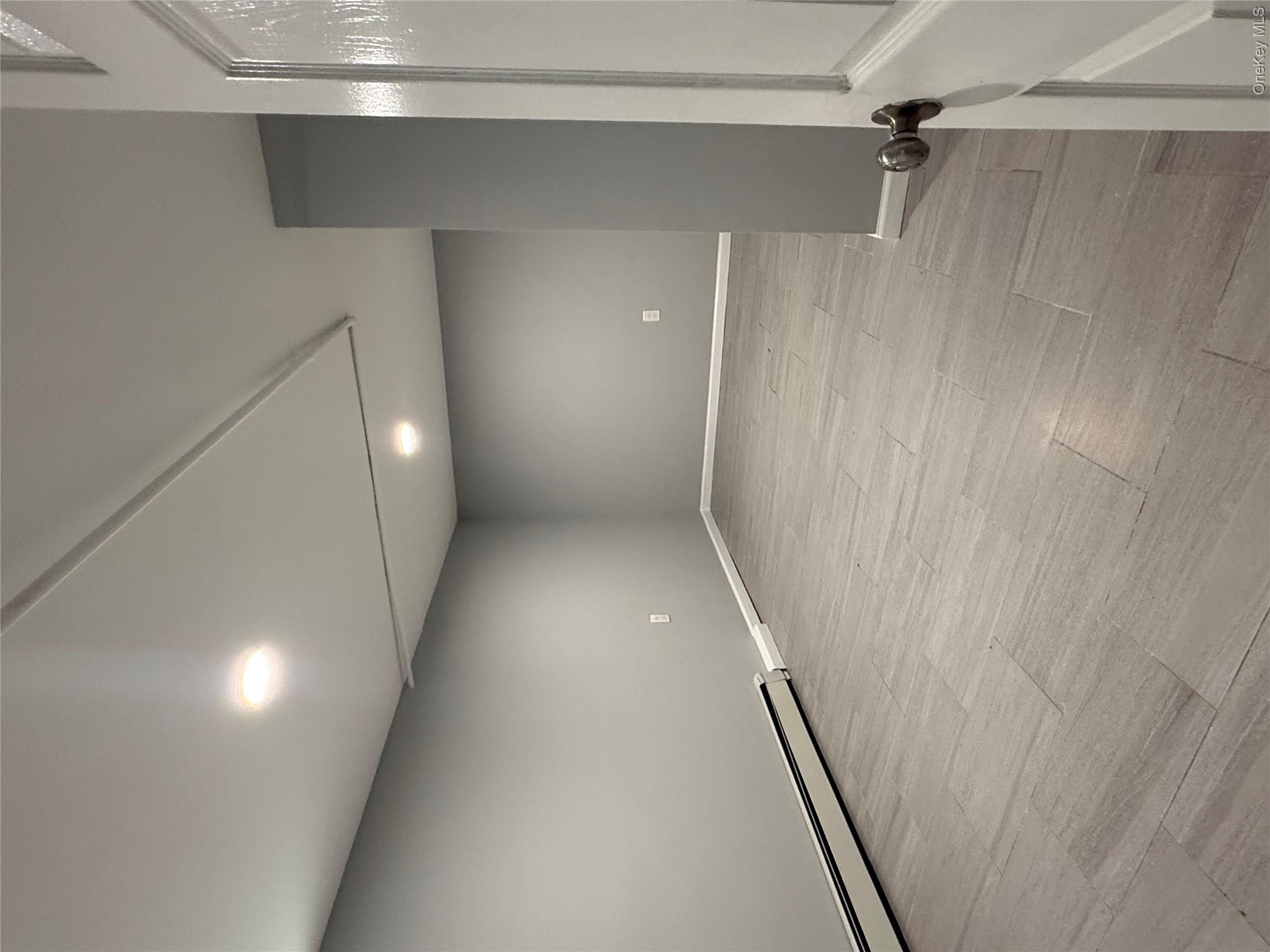122 Dehnhoff Avenue — photo 18