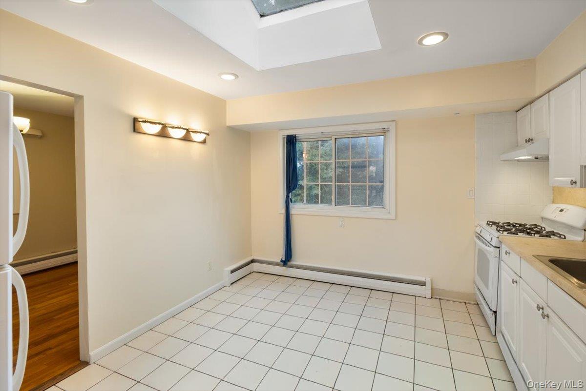 22 cedar Street — photo 10
