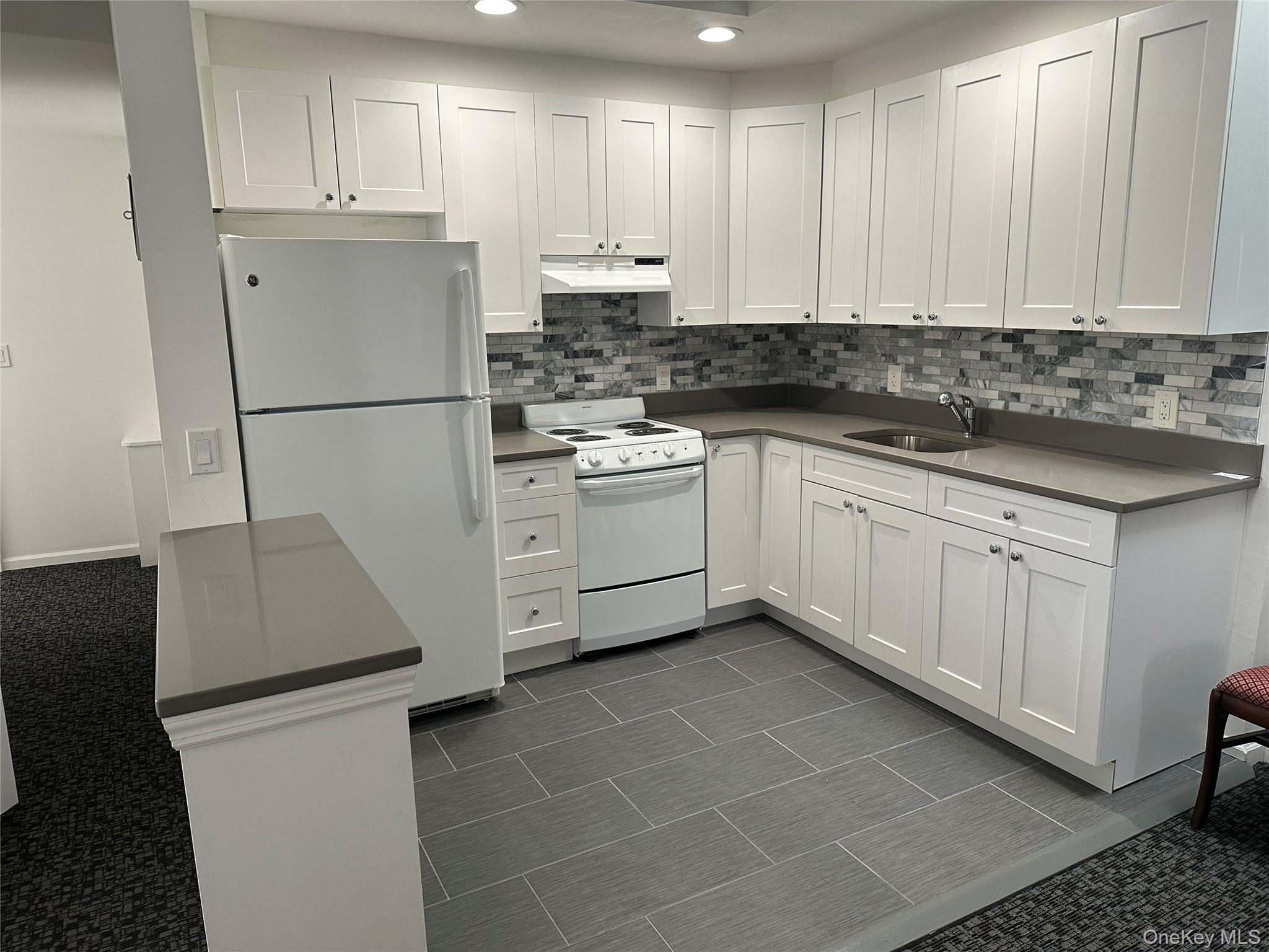 25332 Northern Boulevard #25334 — photo 4