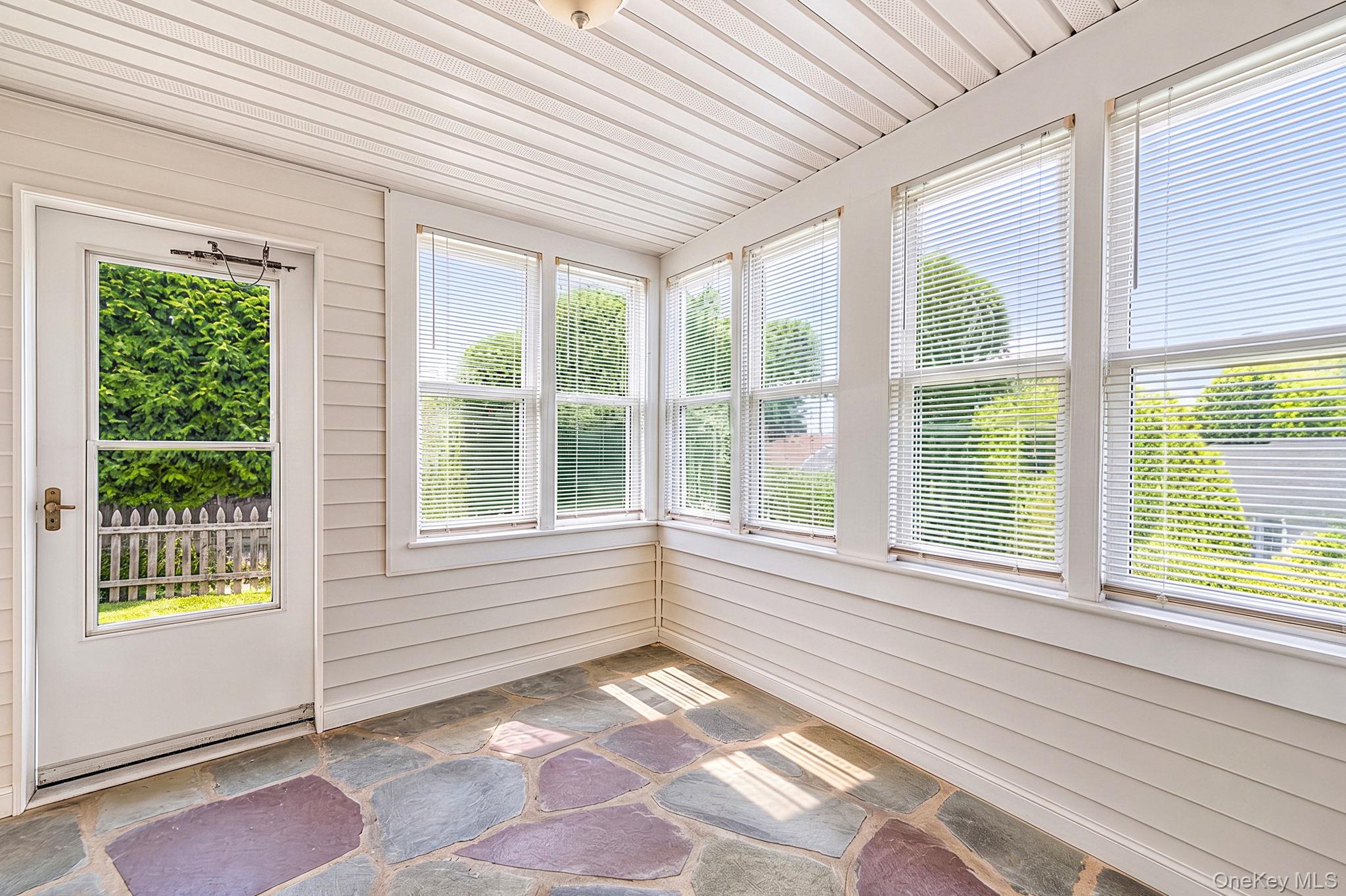 46 Glenlawn Avenue — photo 14