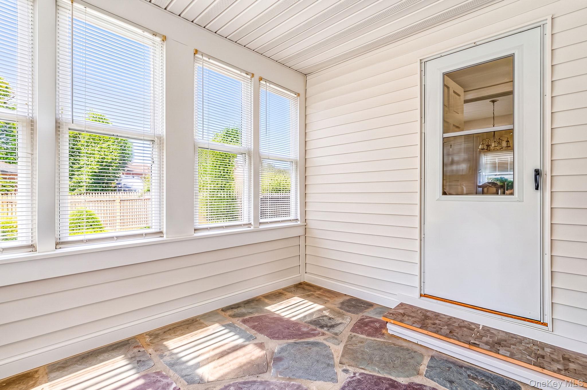 46 Glenlawn Avenue — photo 15