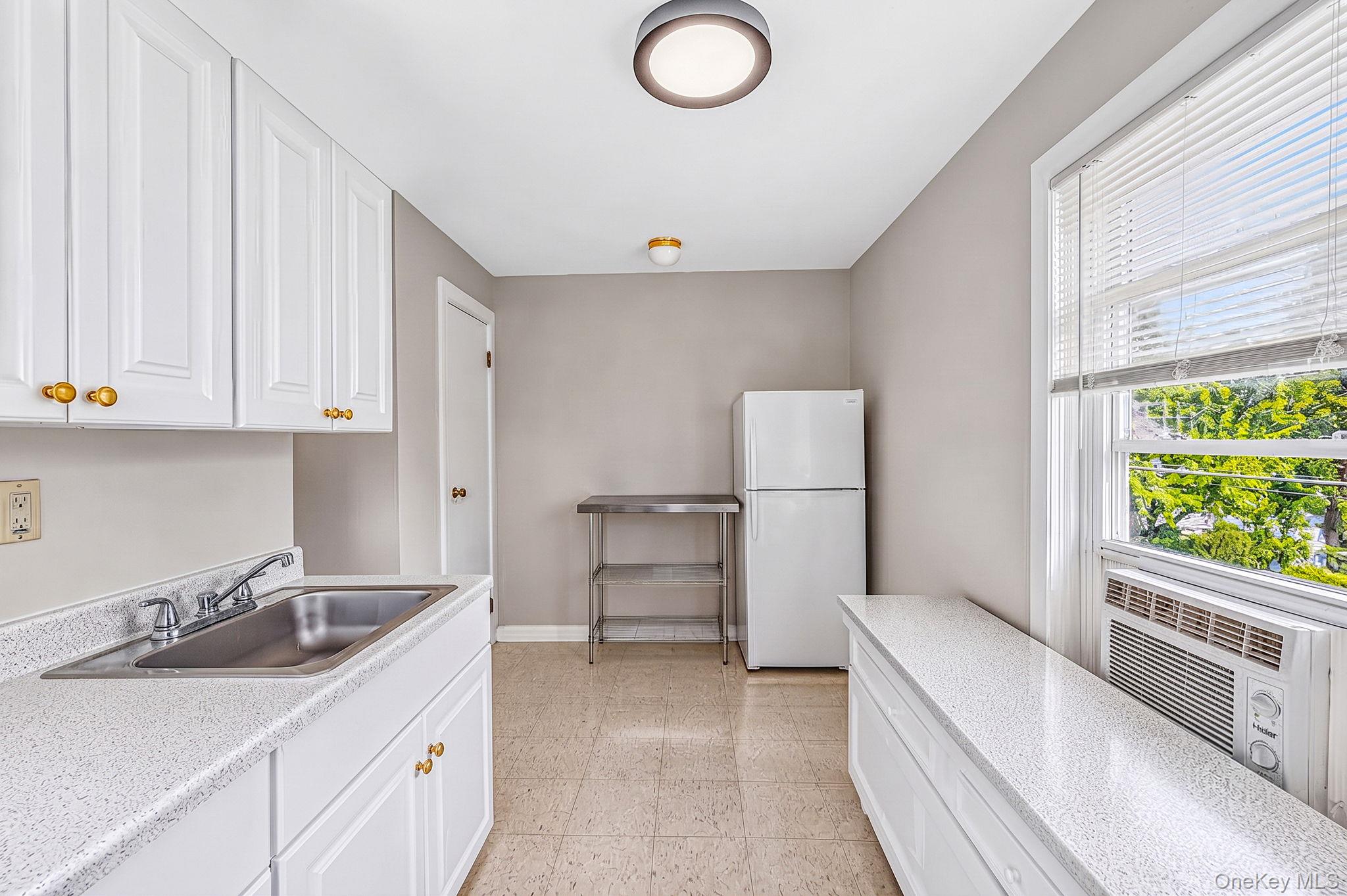 46 Glenlawn Avenue — photo 24