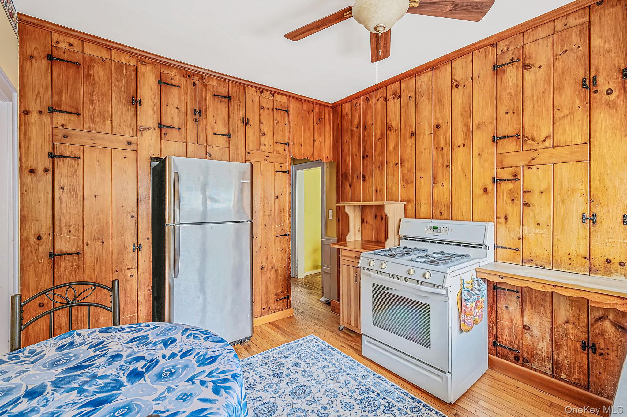 46 Glenlawn Avenue — photo 9