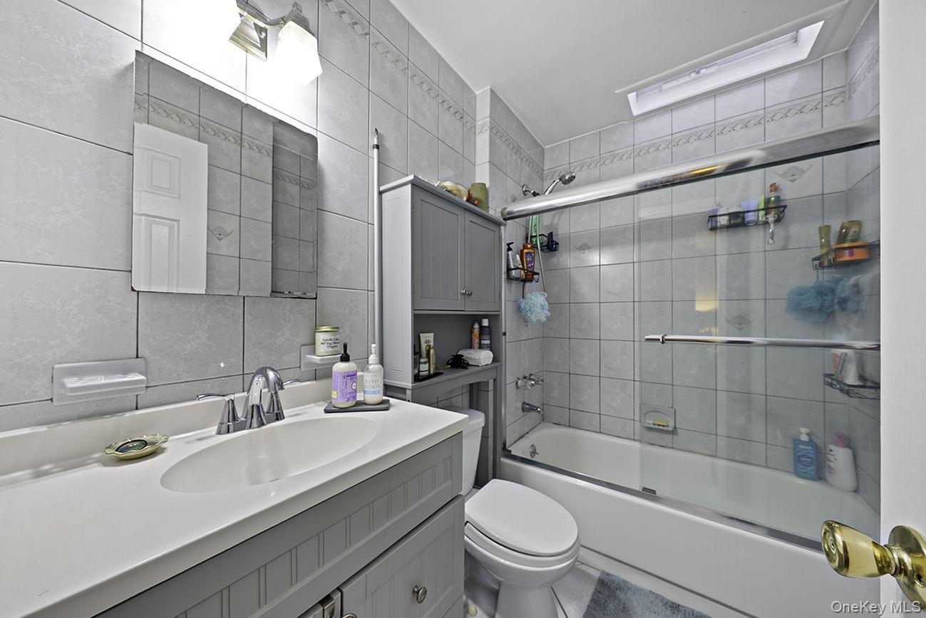 9 Cortelyou Street — photo 23