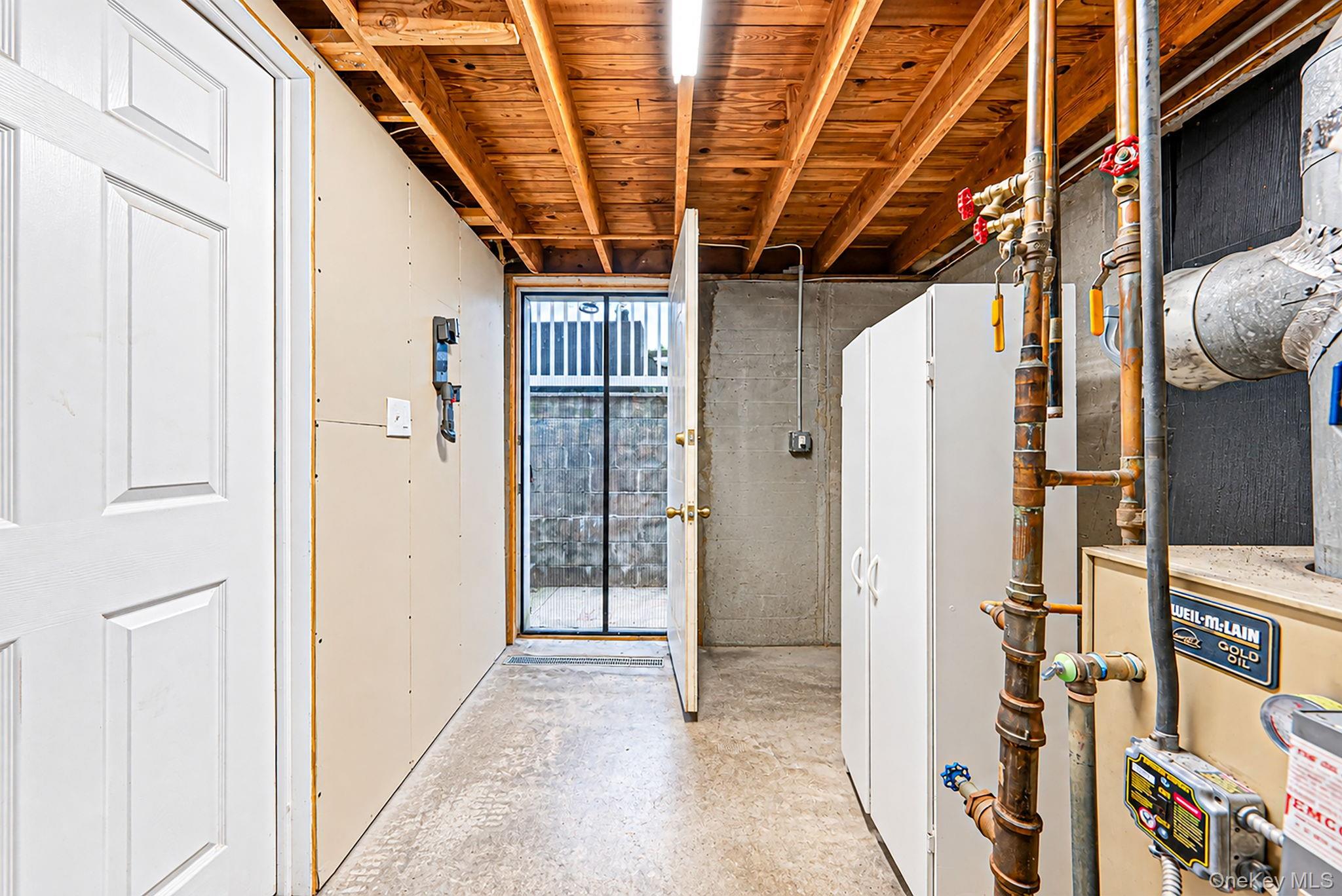 9 Cortelyou Street — photo 36