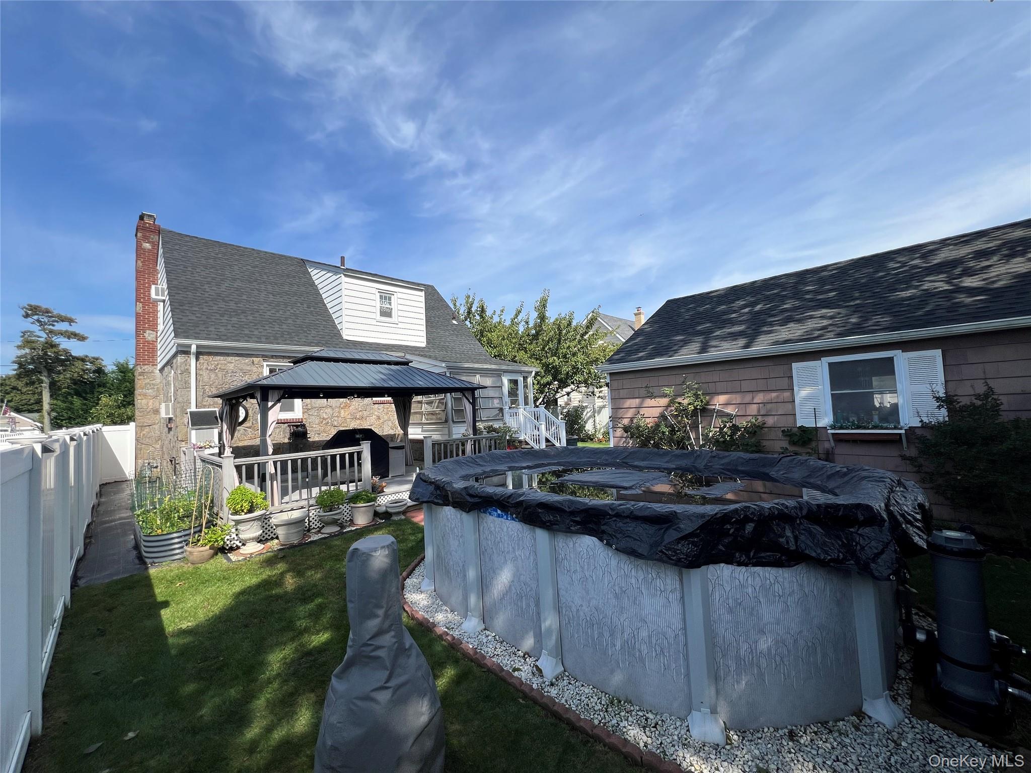 199 Claxton Avenue — photo 15
