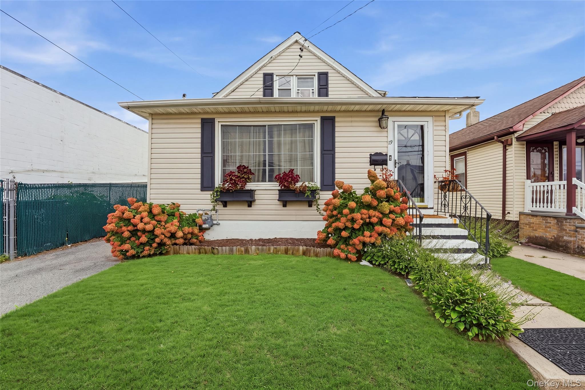 19 Catherine Avenue, Franklin Square