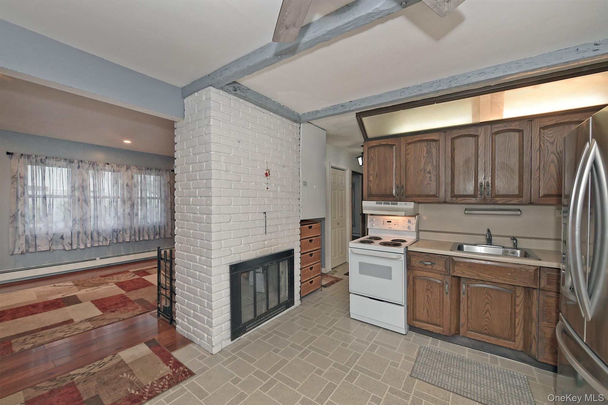 93 Abbey Lane — photo 8