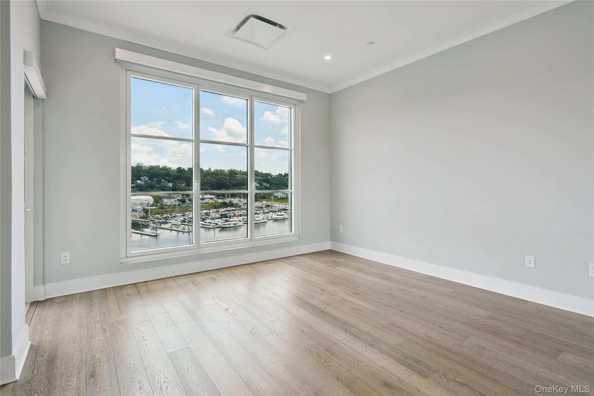 100 Garvies Point Road #1204 — photo 19