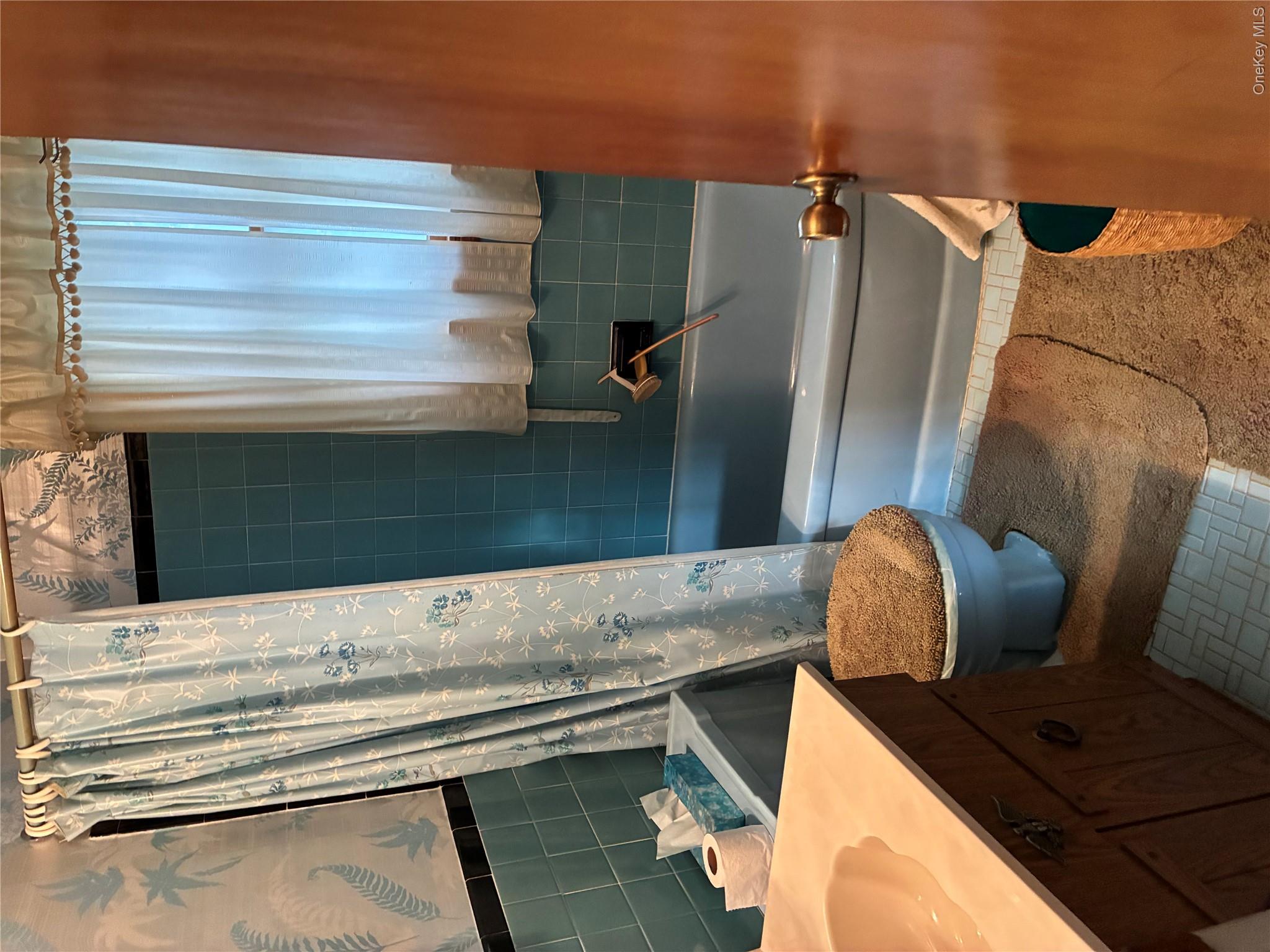 933 Maple Lane — photo 4