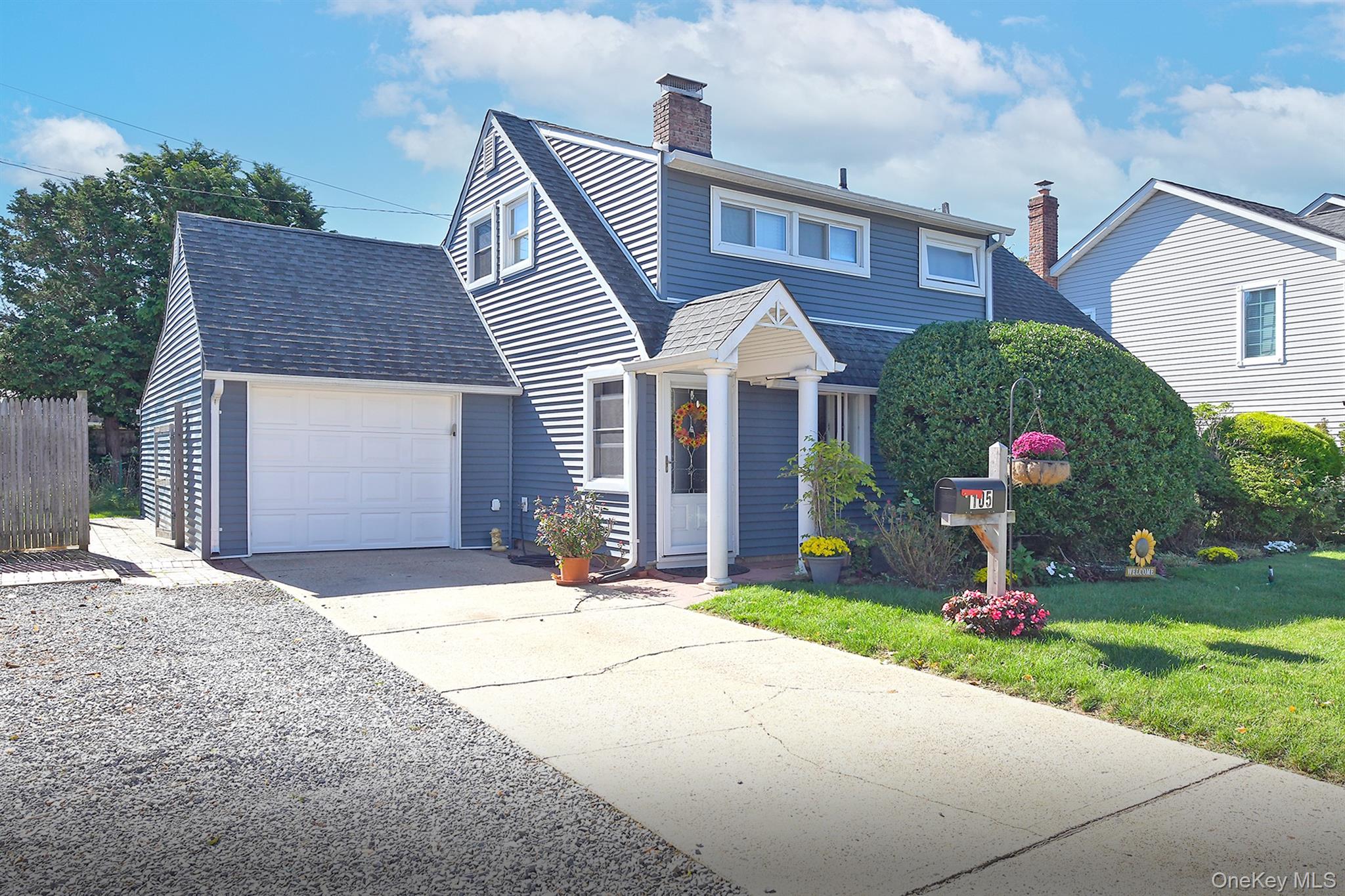105 Bucket Lane, Levittown