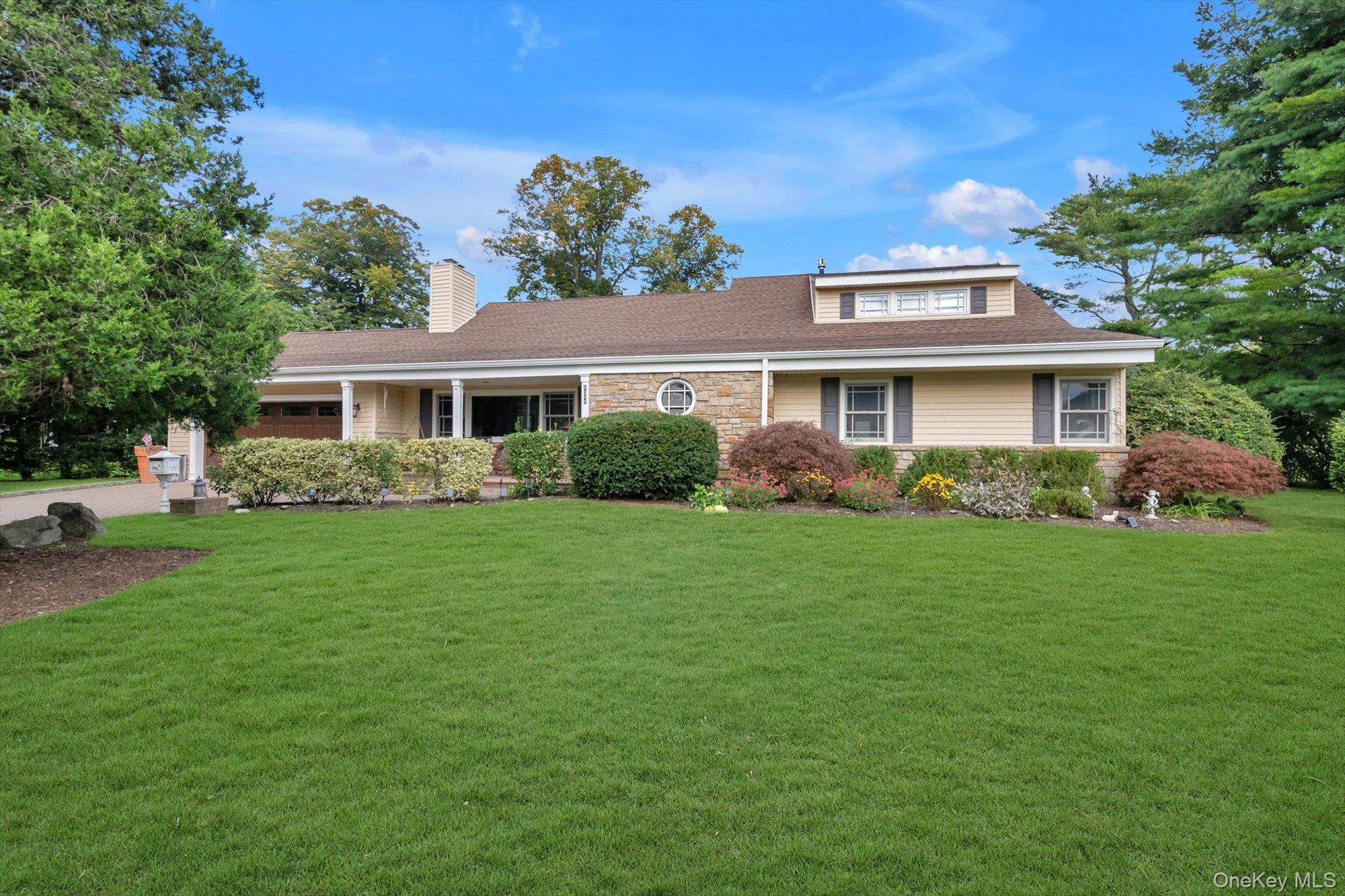 1361 Boxwood Drive, Hewlett Harbor
