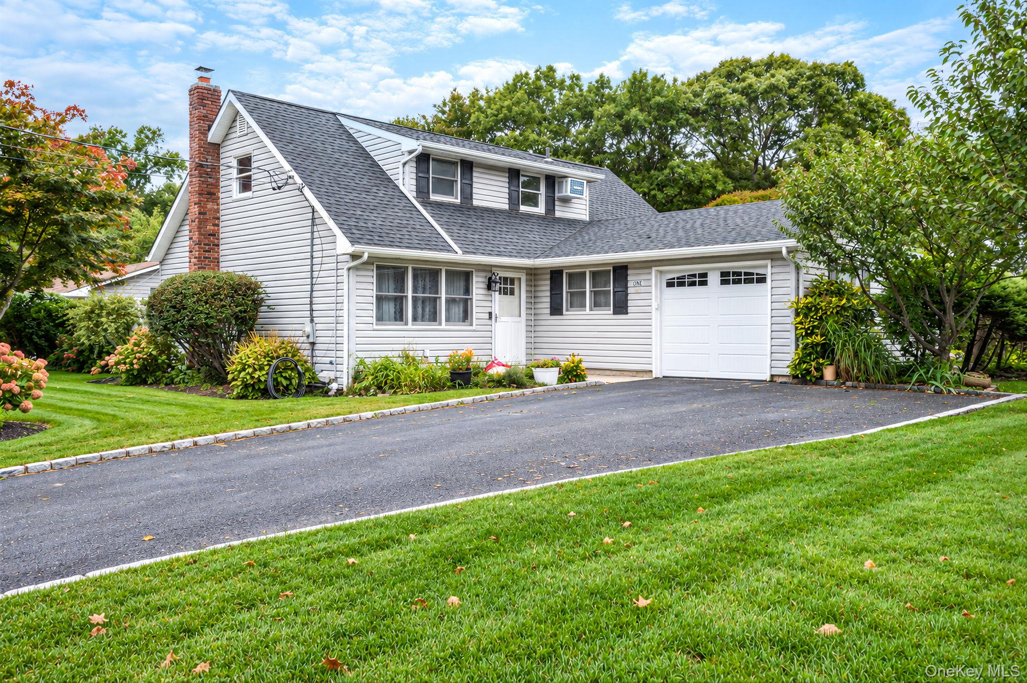 1 Allegheny Drive, Farmingville