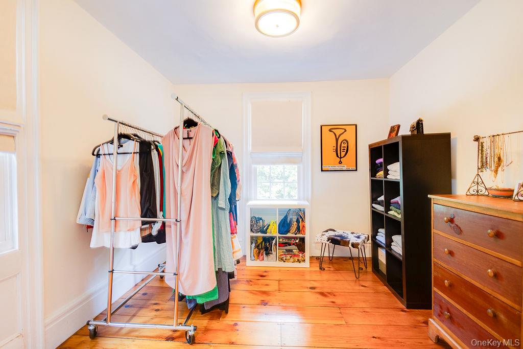 592 Landing Avenue — photo 30