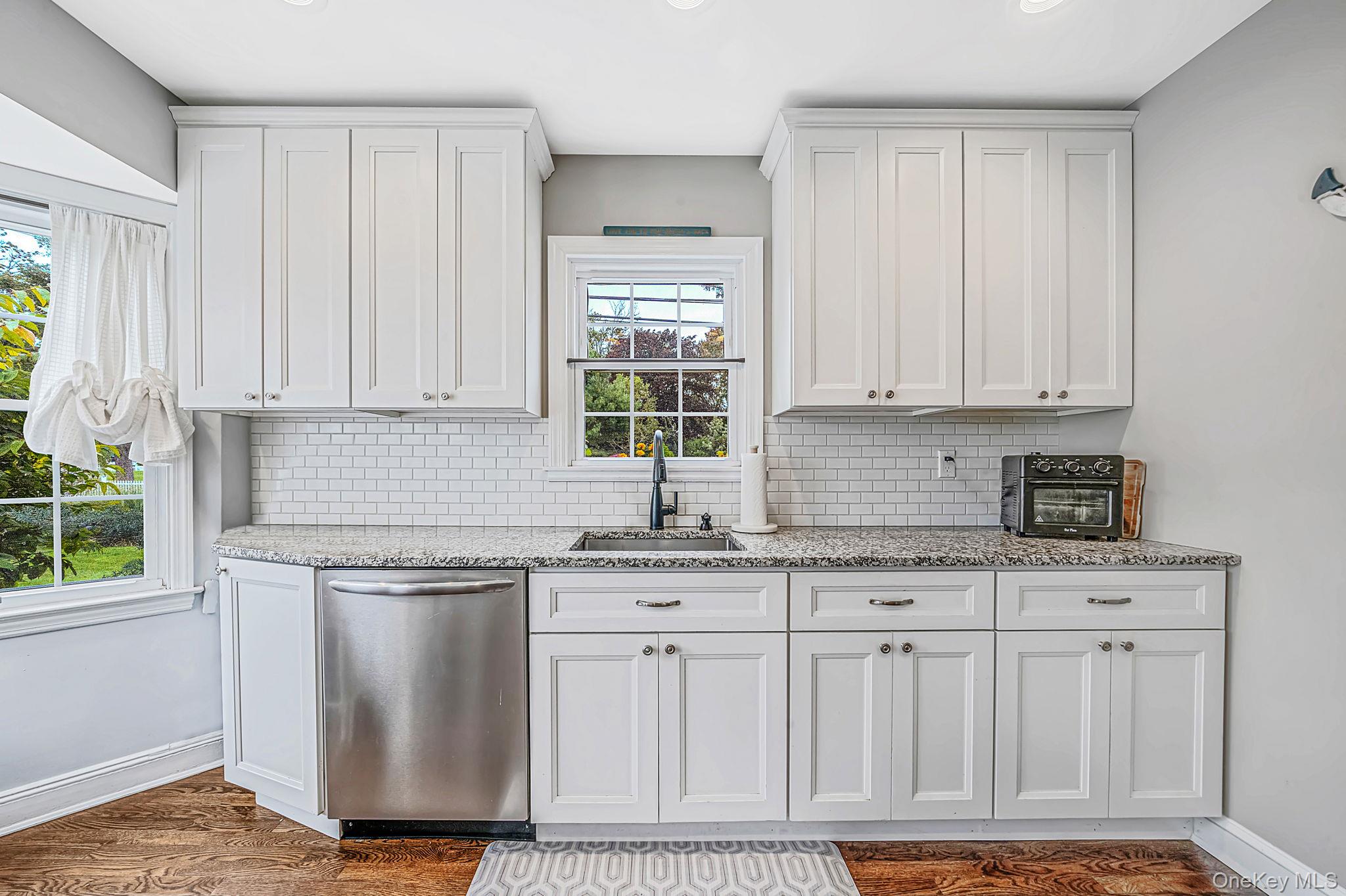 19 Cherry Avenue — photo 12