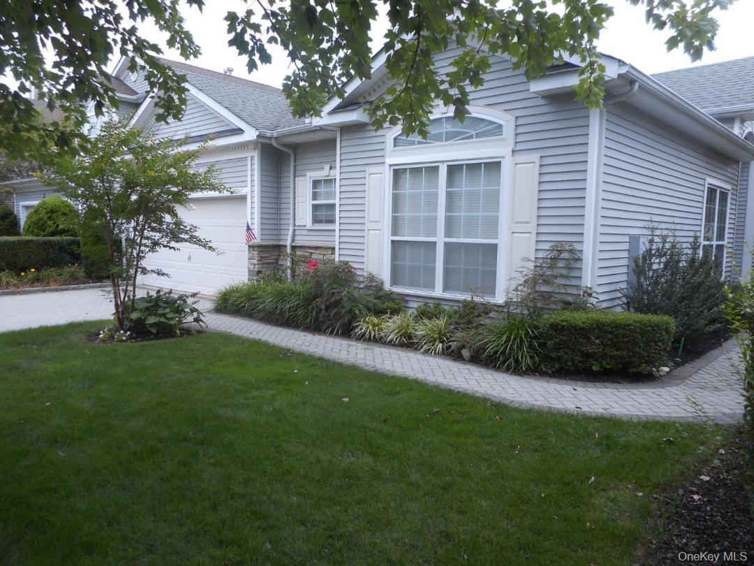 173 Hamlet Drive, Mount Sinai
