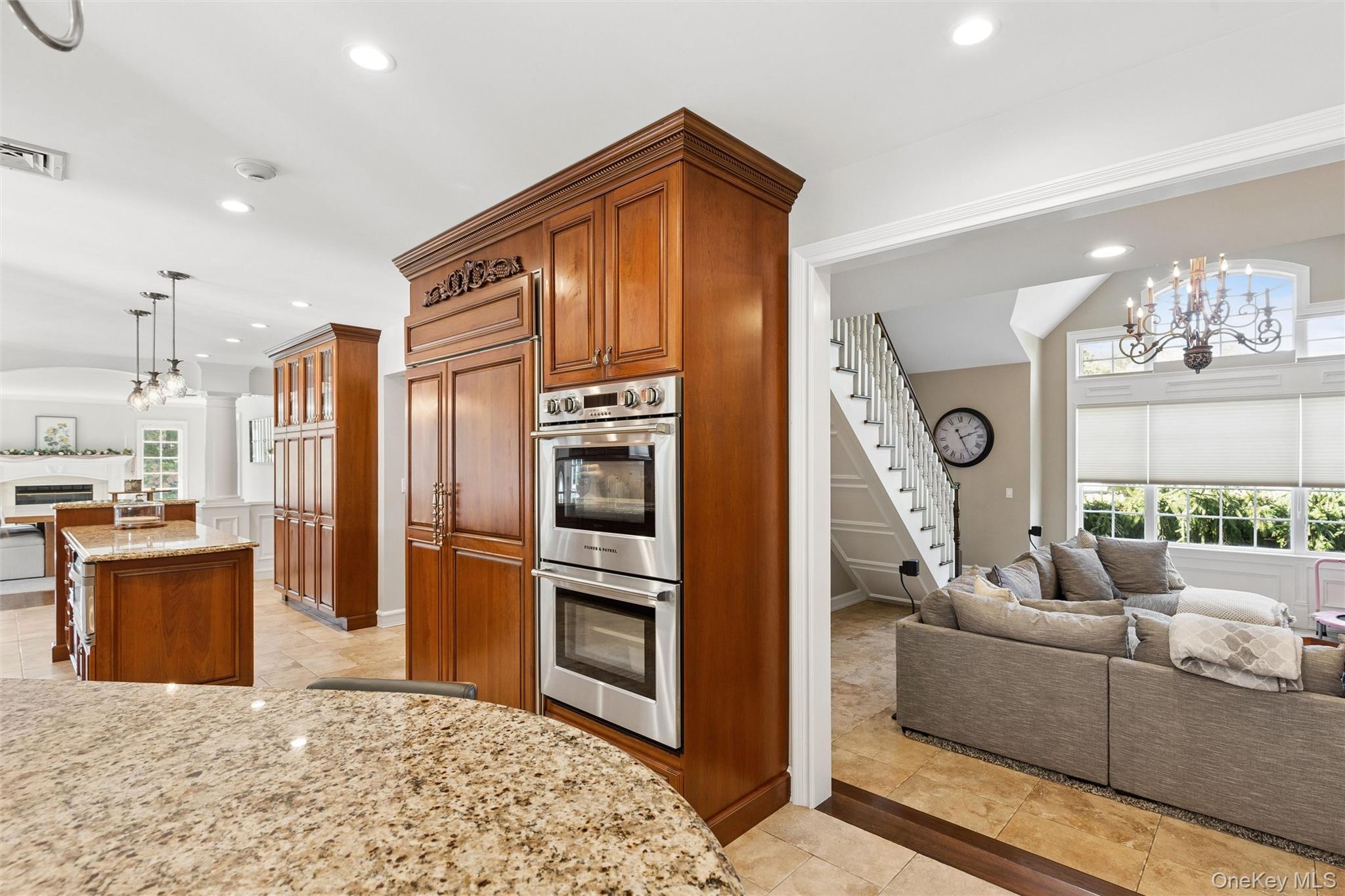 45 Blue Point Avenue — photo 15