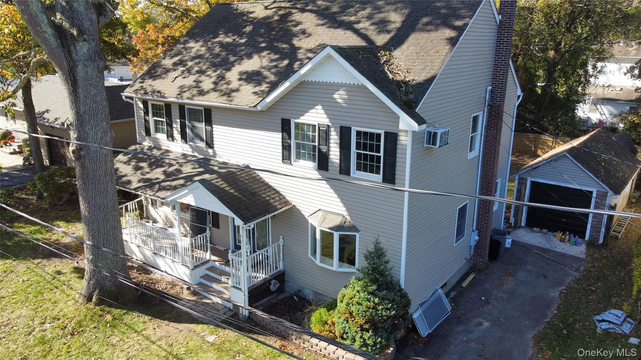 16 Babylon Drive, Sound Beach