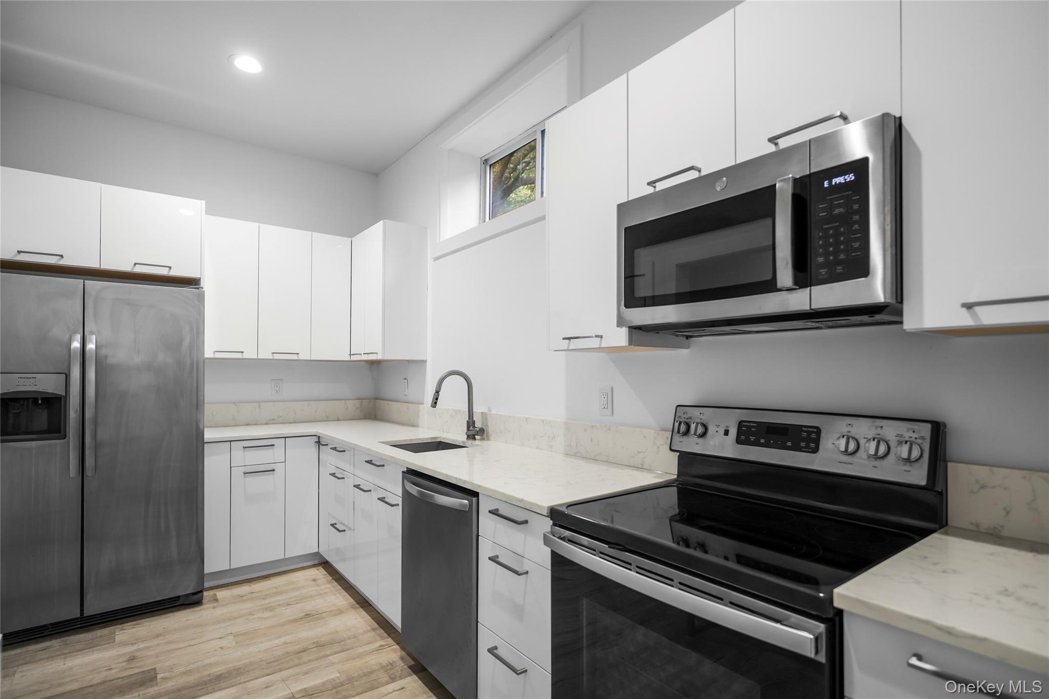 157 Cliff Road — photo 39