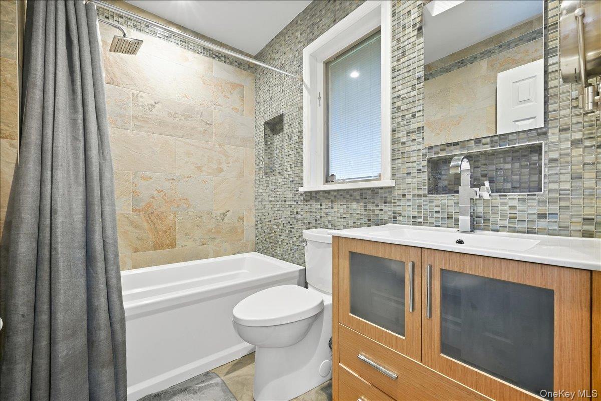47 Royal Way — photo 20
