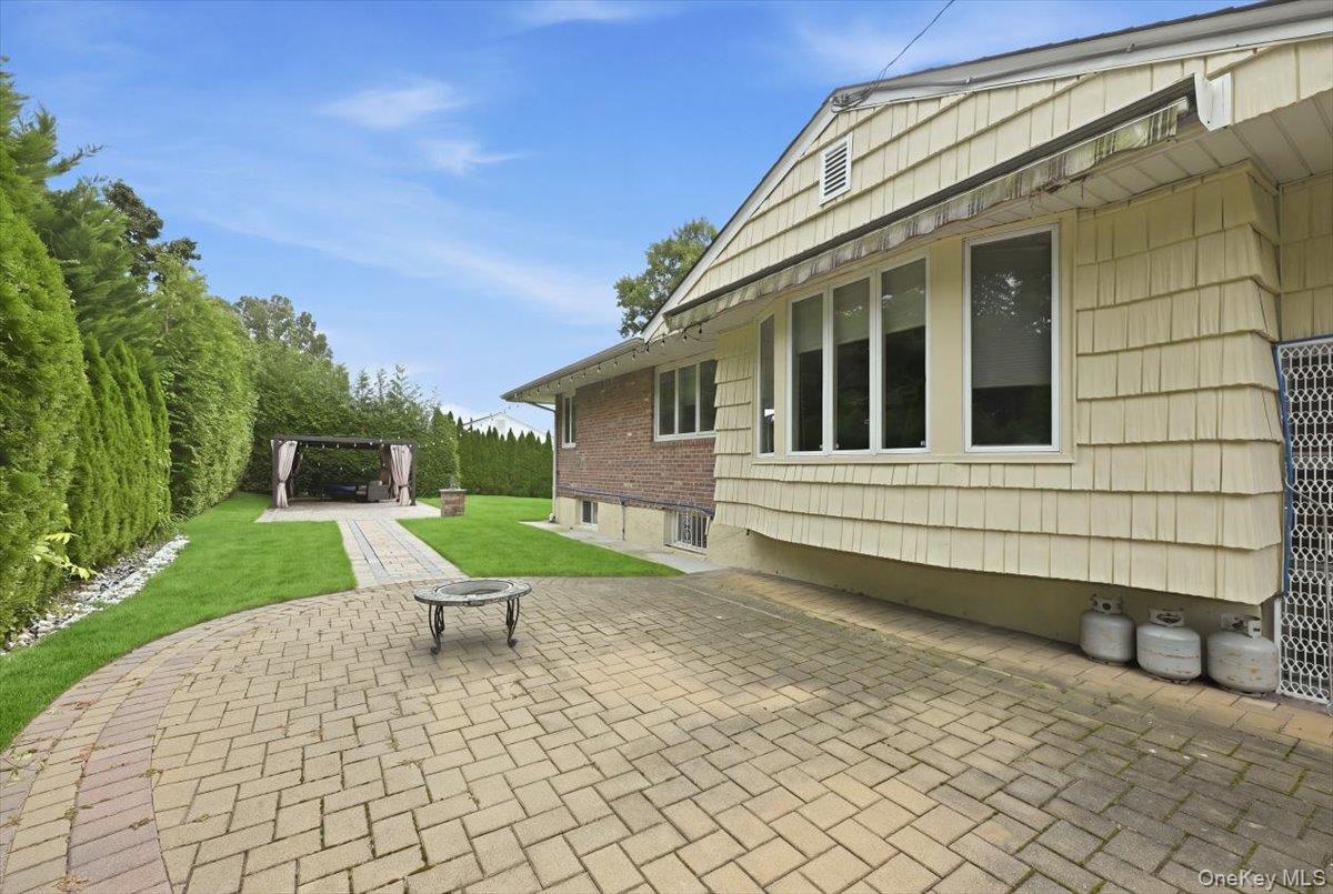47 Royal Way — photo 32