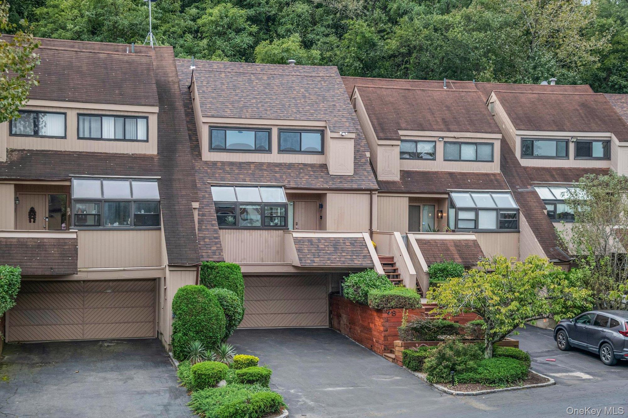 8 John Bean Court — photo 31