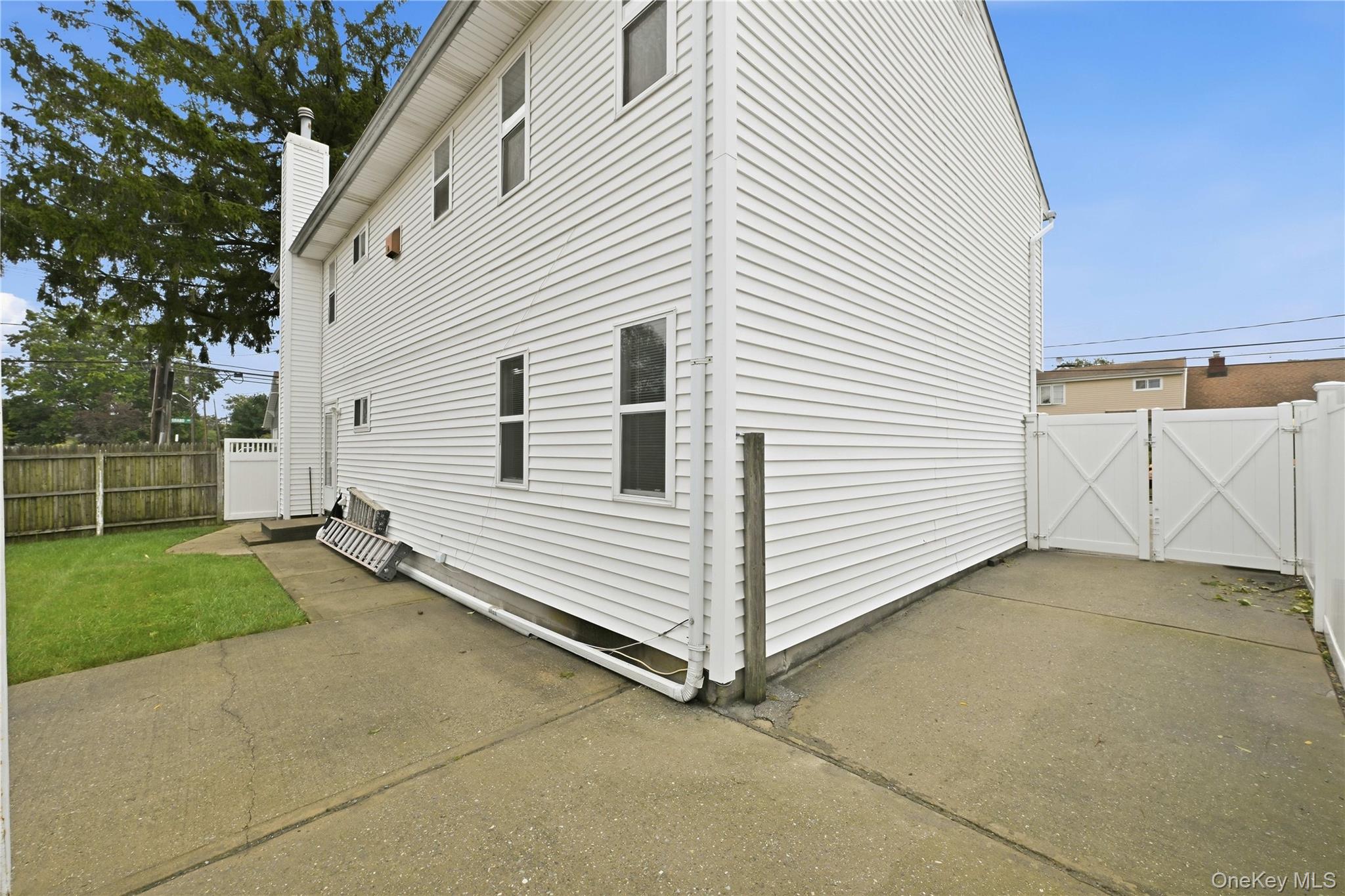 75 Harding Place — photo 32