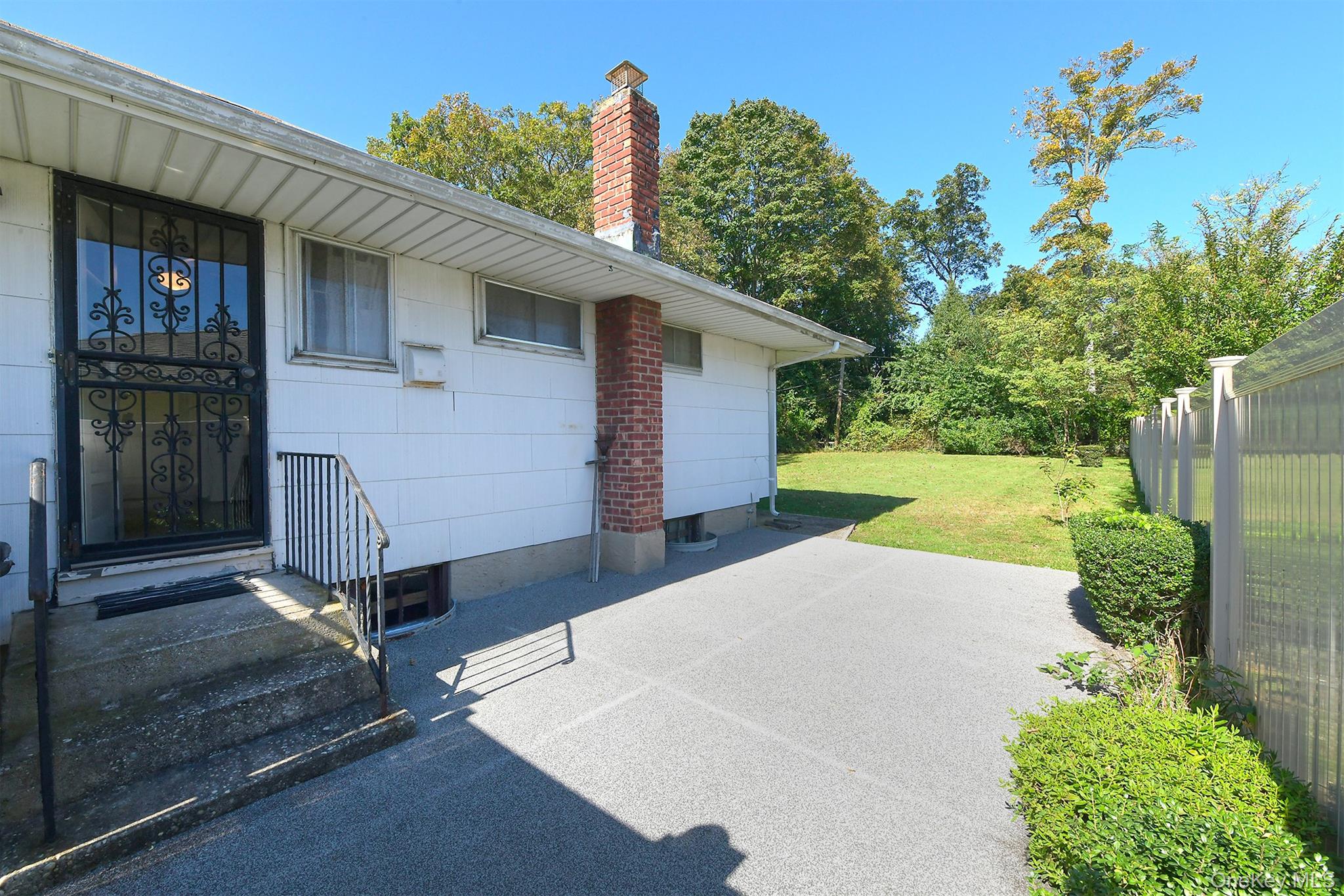 12 Marie Crescent — photo 16