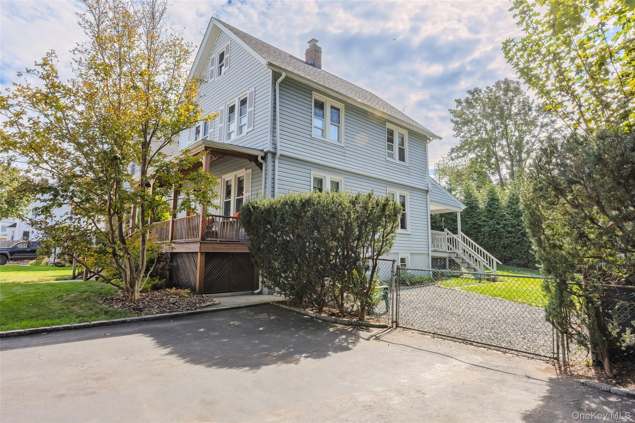 19 Willow Place — photo 3