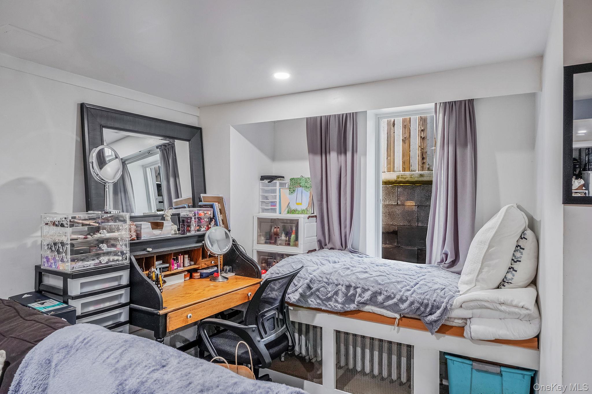127 Clinton Avenue — photo 40