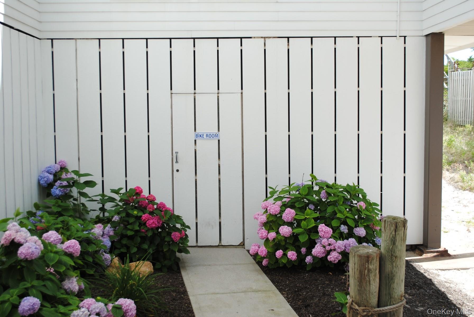 260 Dune Road #89 — photo 22
