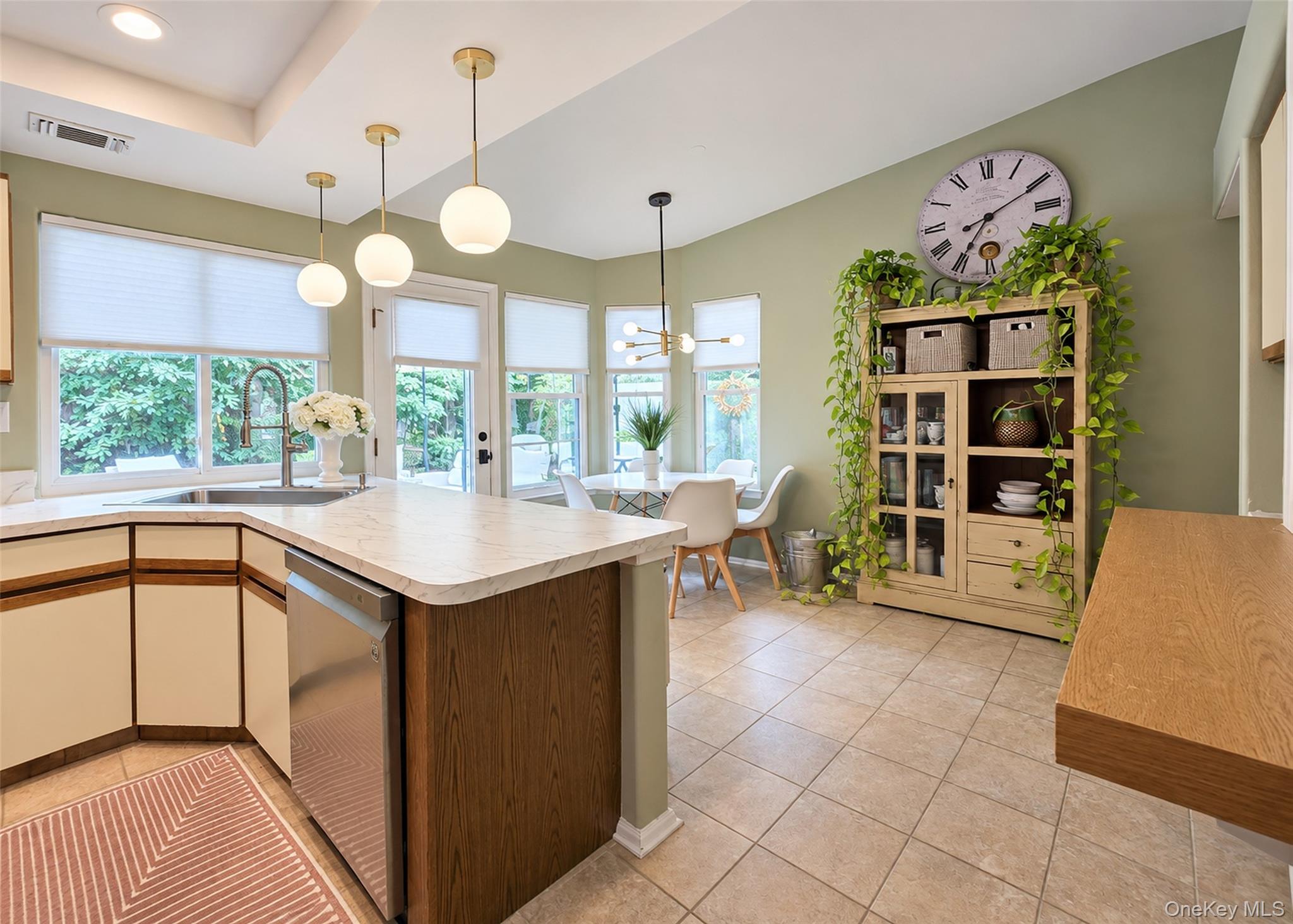 4 Orient Court — photo 9